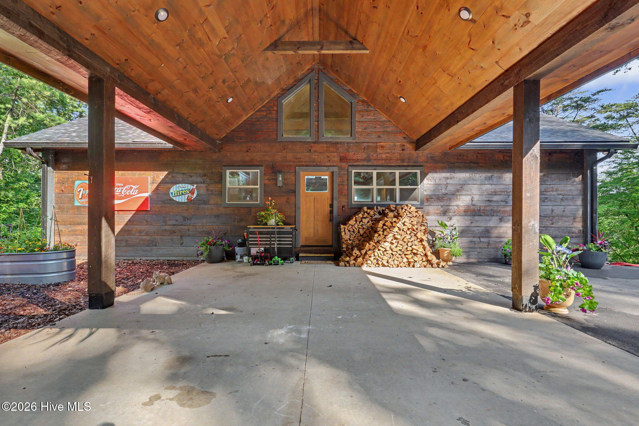 240 Pink Pig Lane Property Photo 73