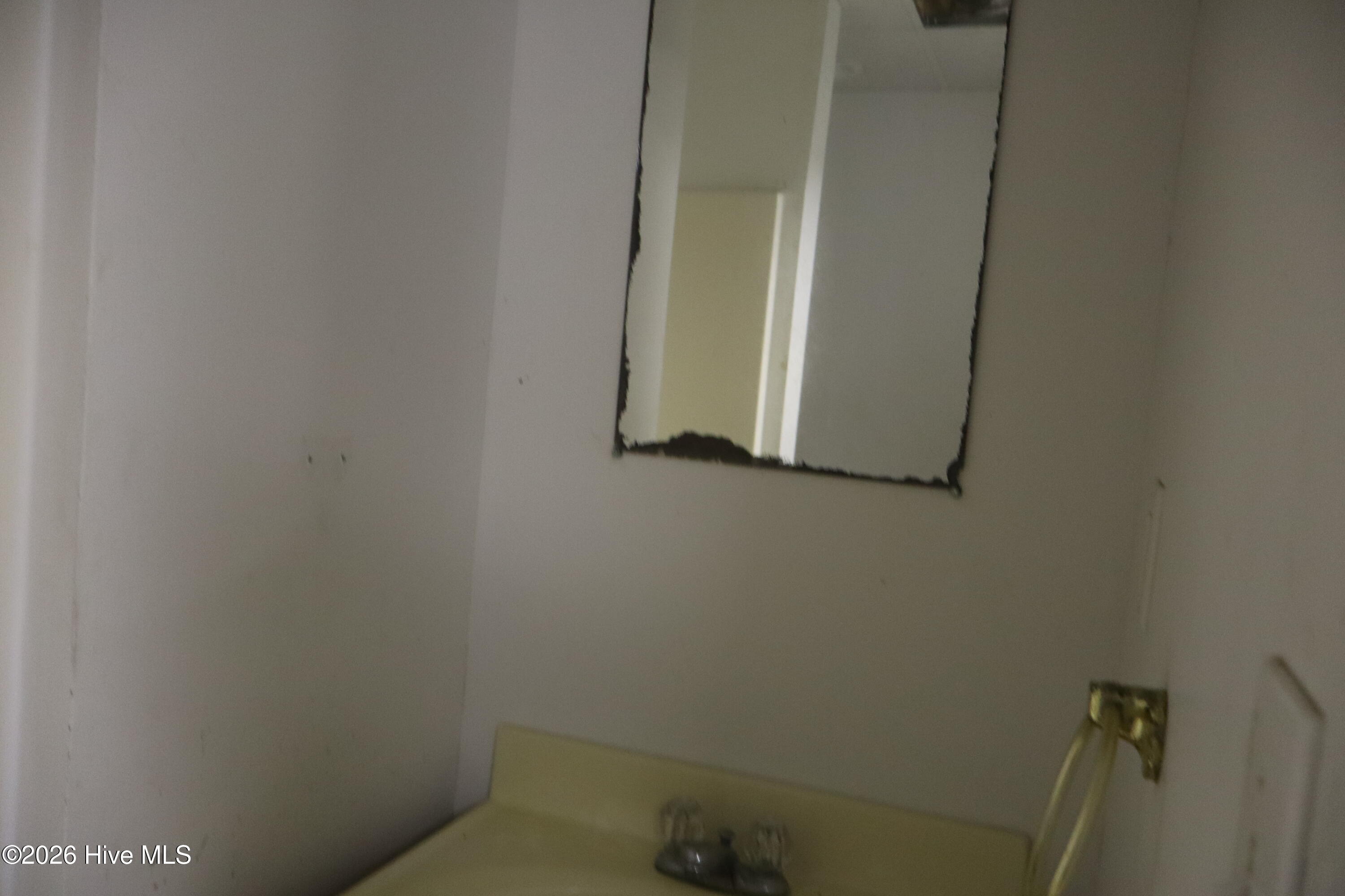 2306 Ocean Drive Property Photo 6