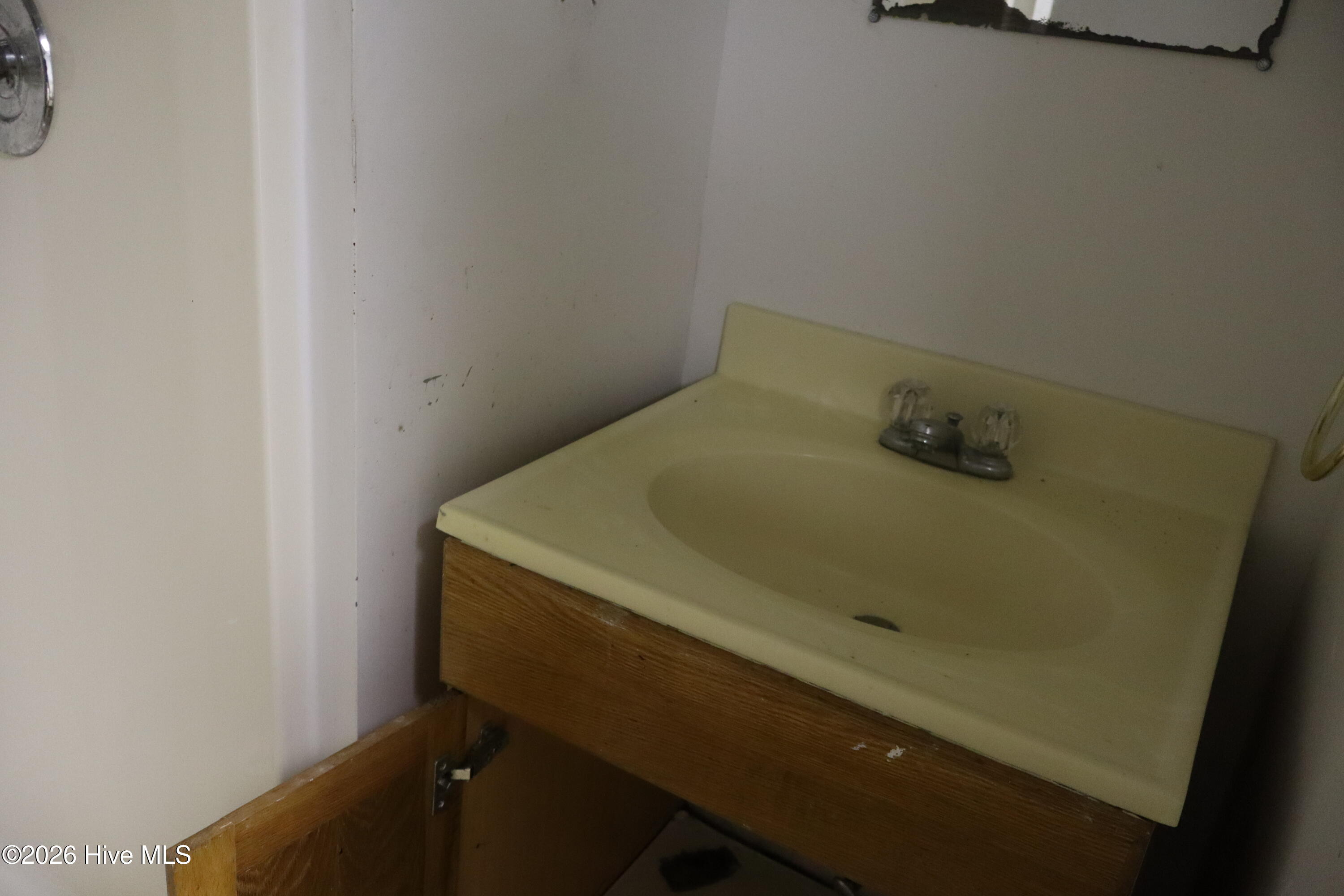 2306 Ocean Drive Property Photo 7