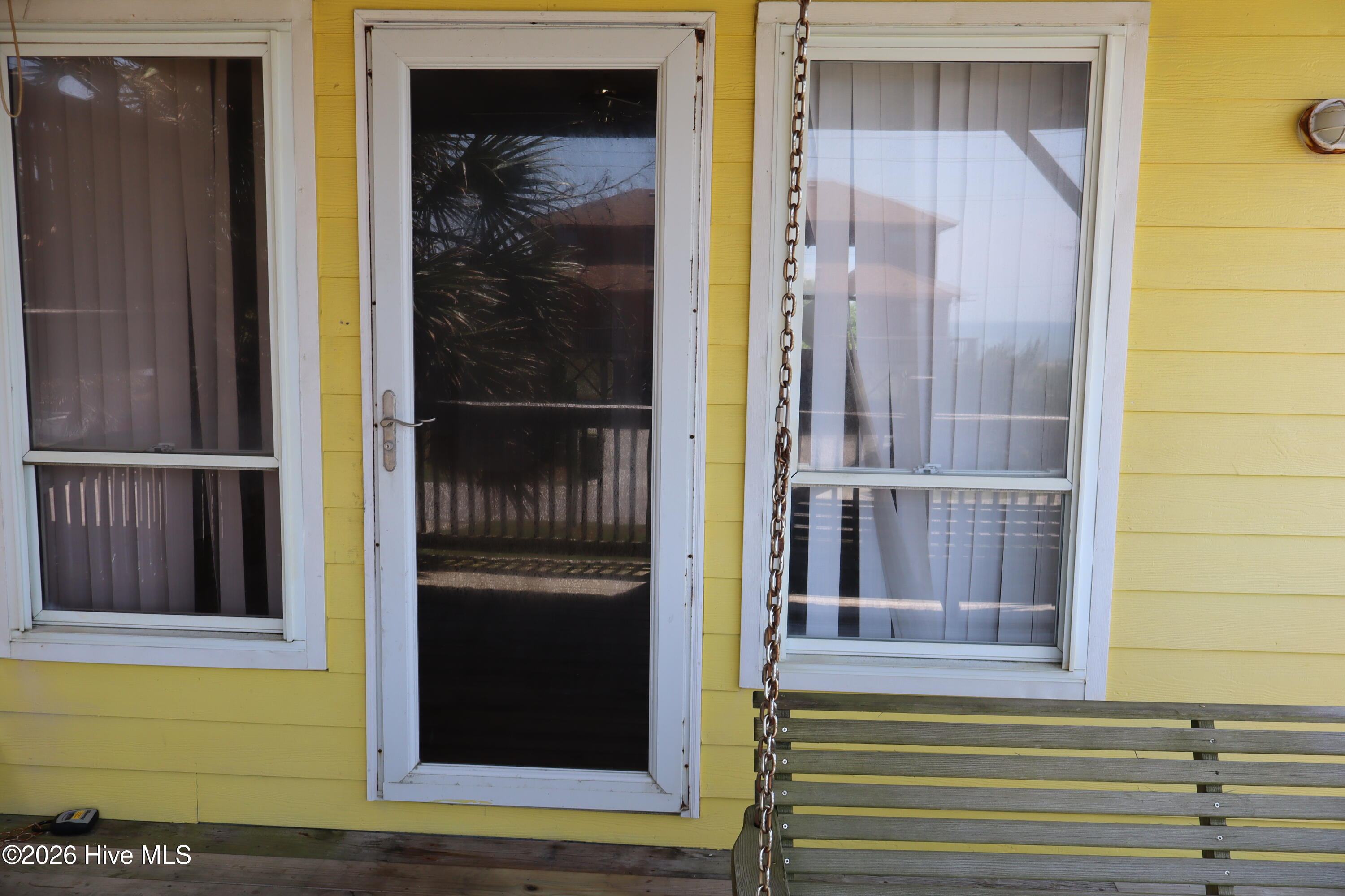 2306 Ocean Drive Property Photo 11