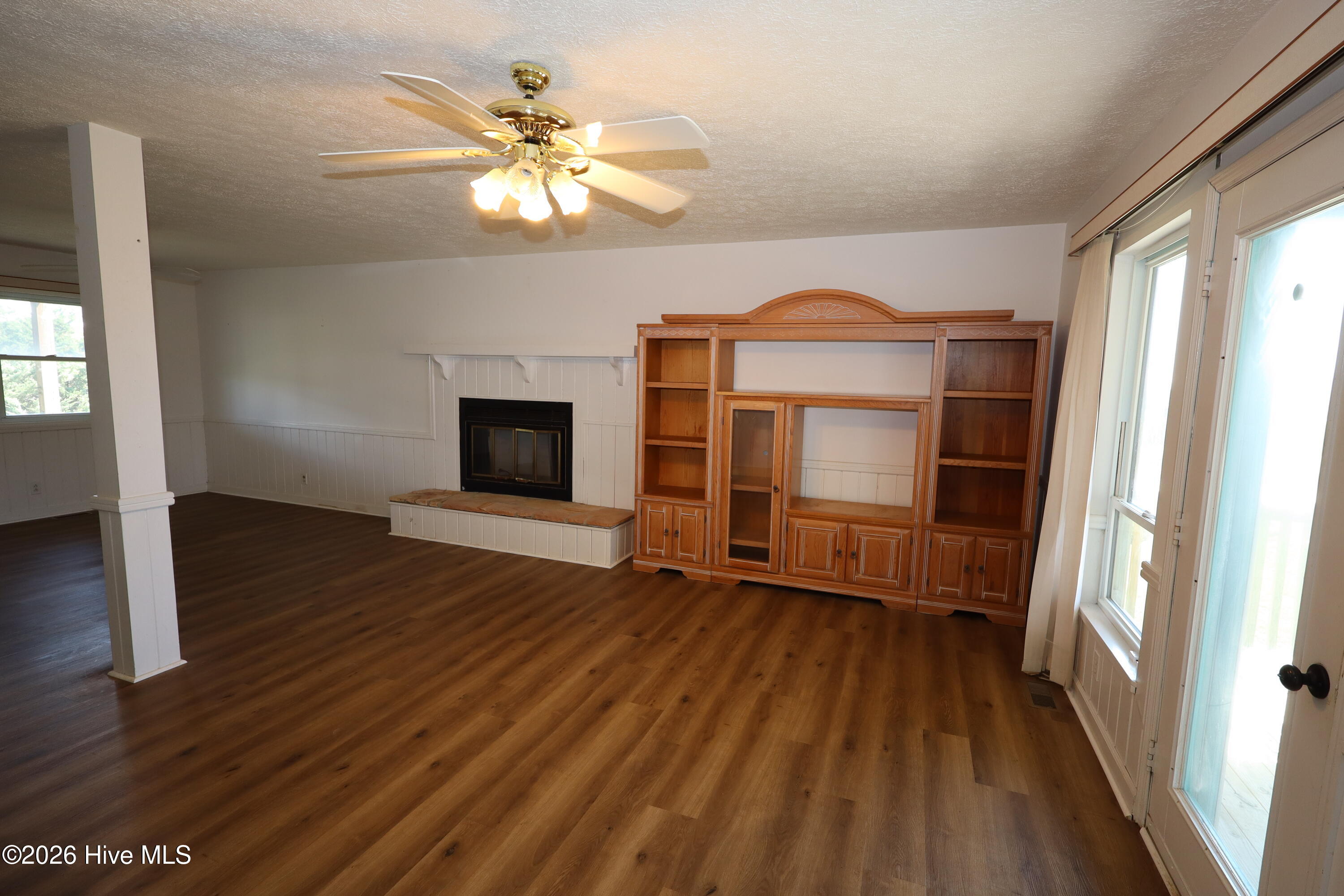2306 Ocean Drive Property Photo 17