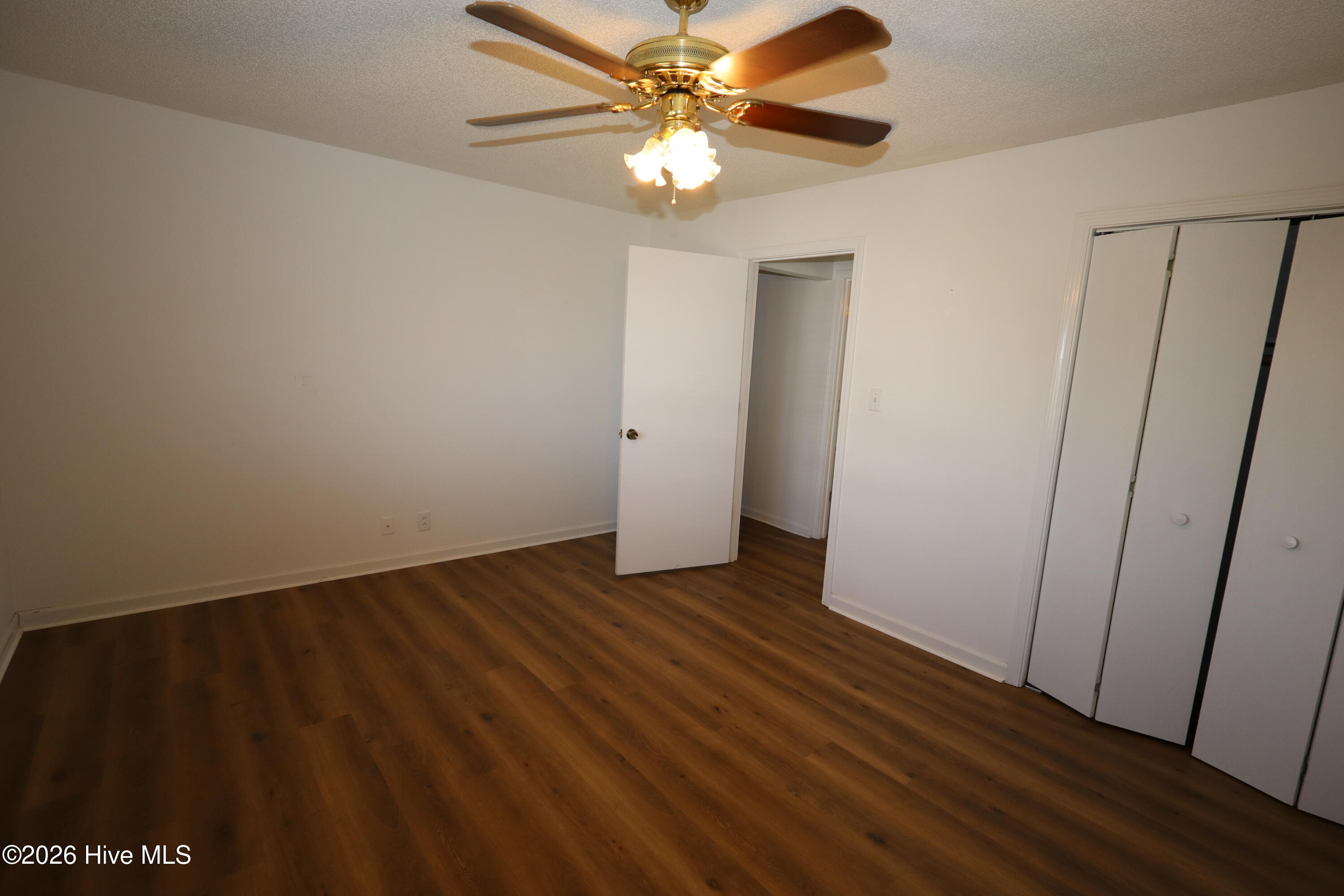 2306 Ocean Drive Property Photo 32