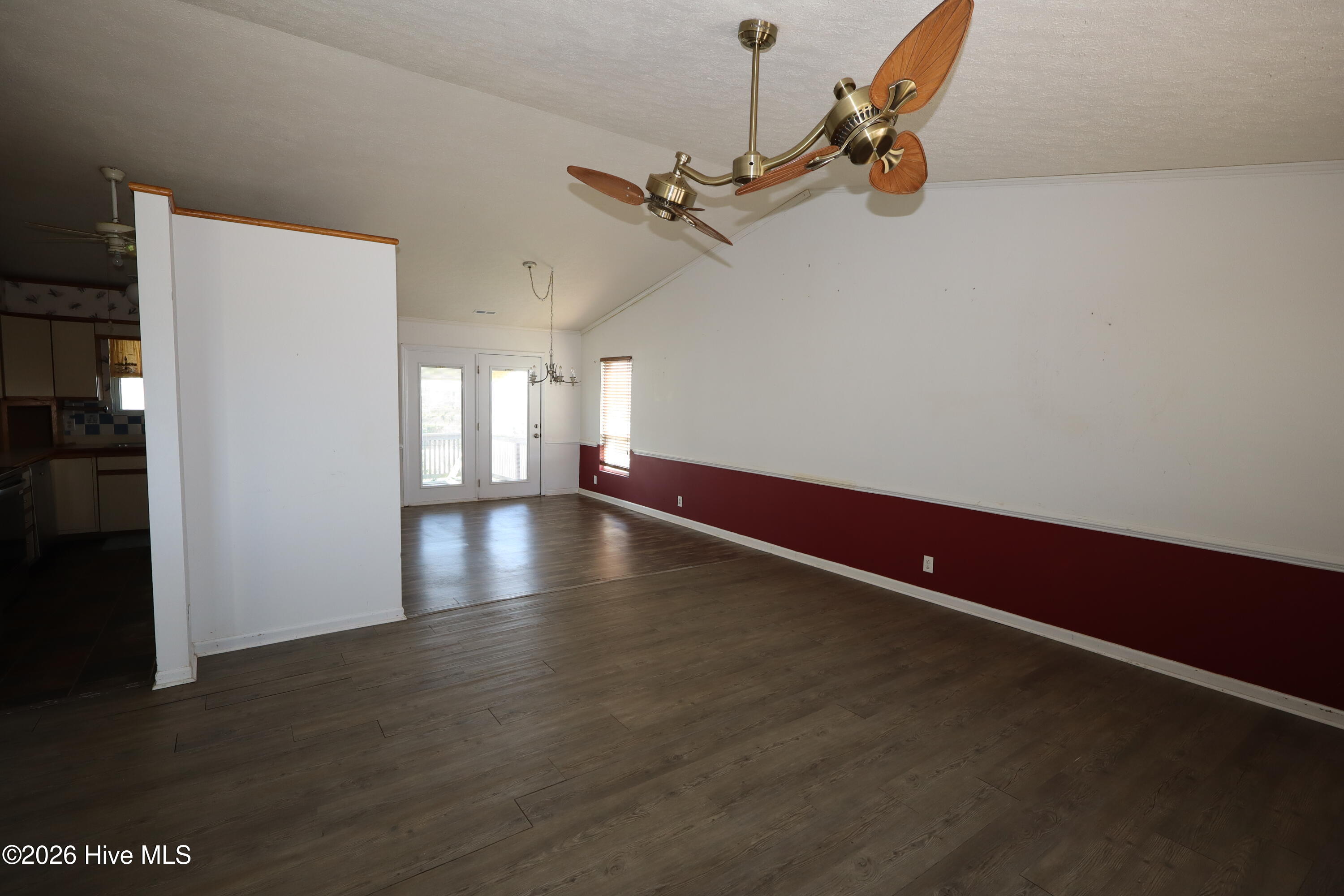 2306 Ocean Drive Property Photo 35