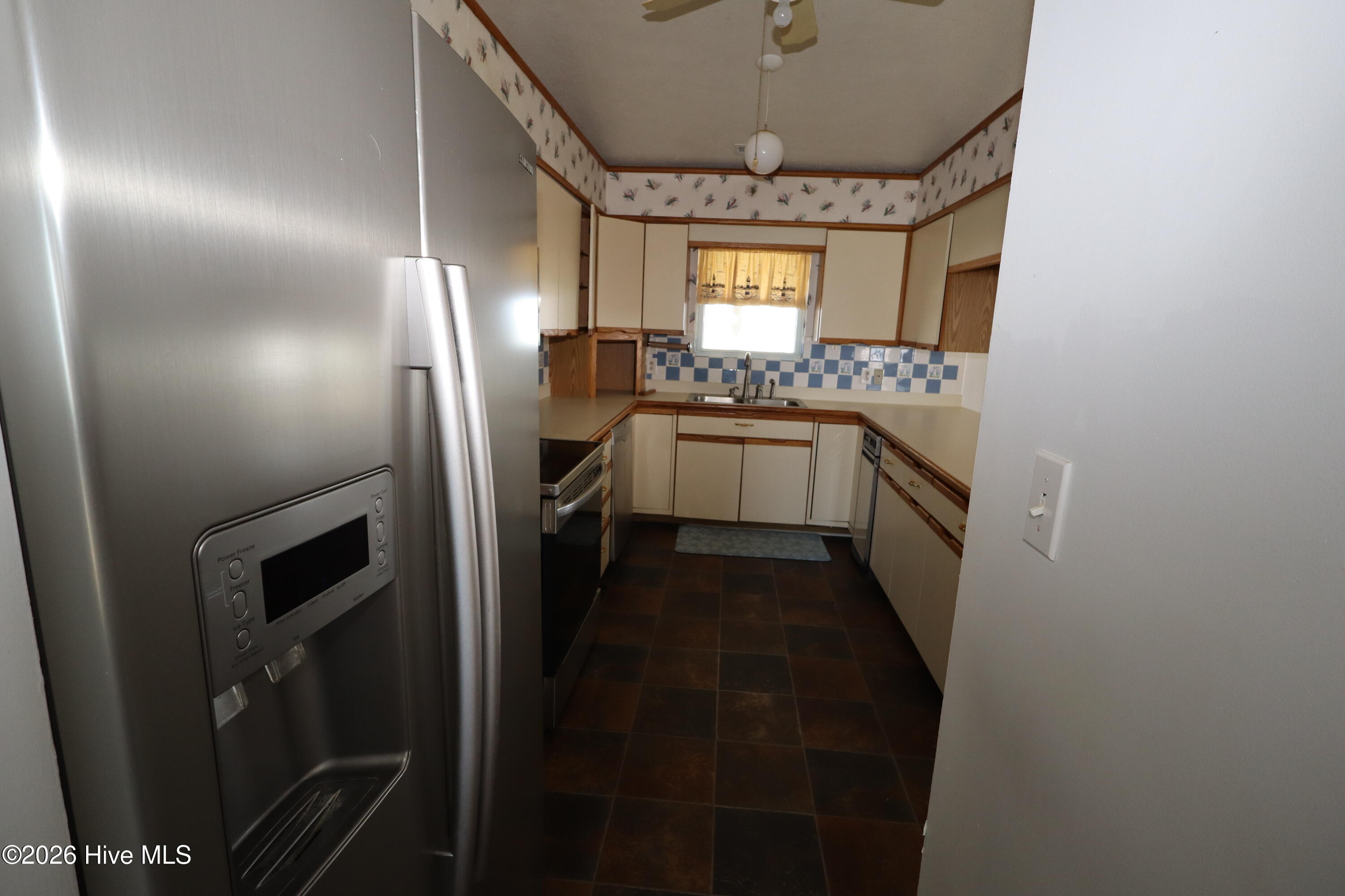 2306 Ocean Drive Property Photo 41