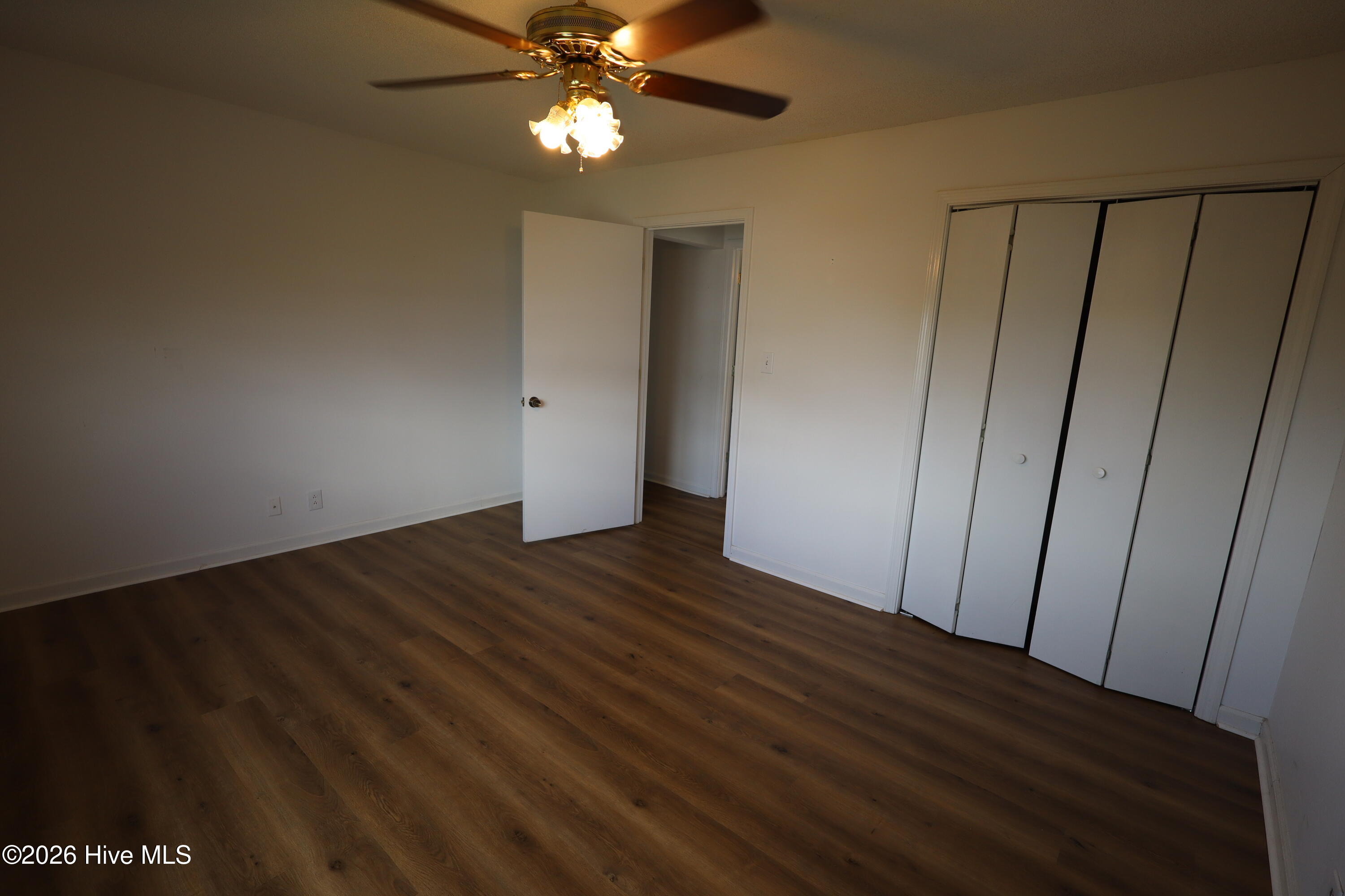 2306 Ocean Drive Property Photo 44