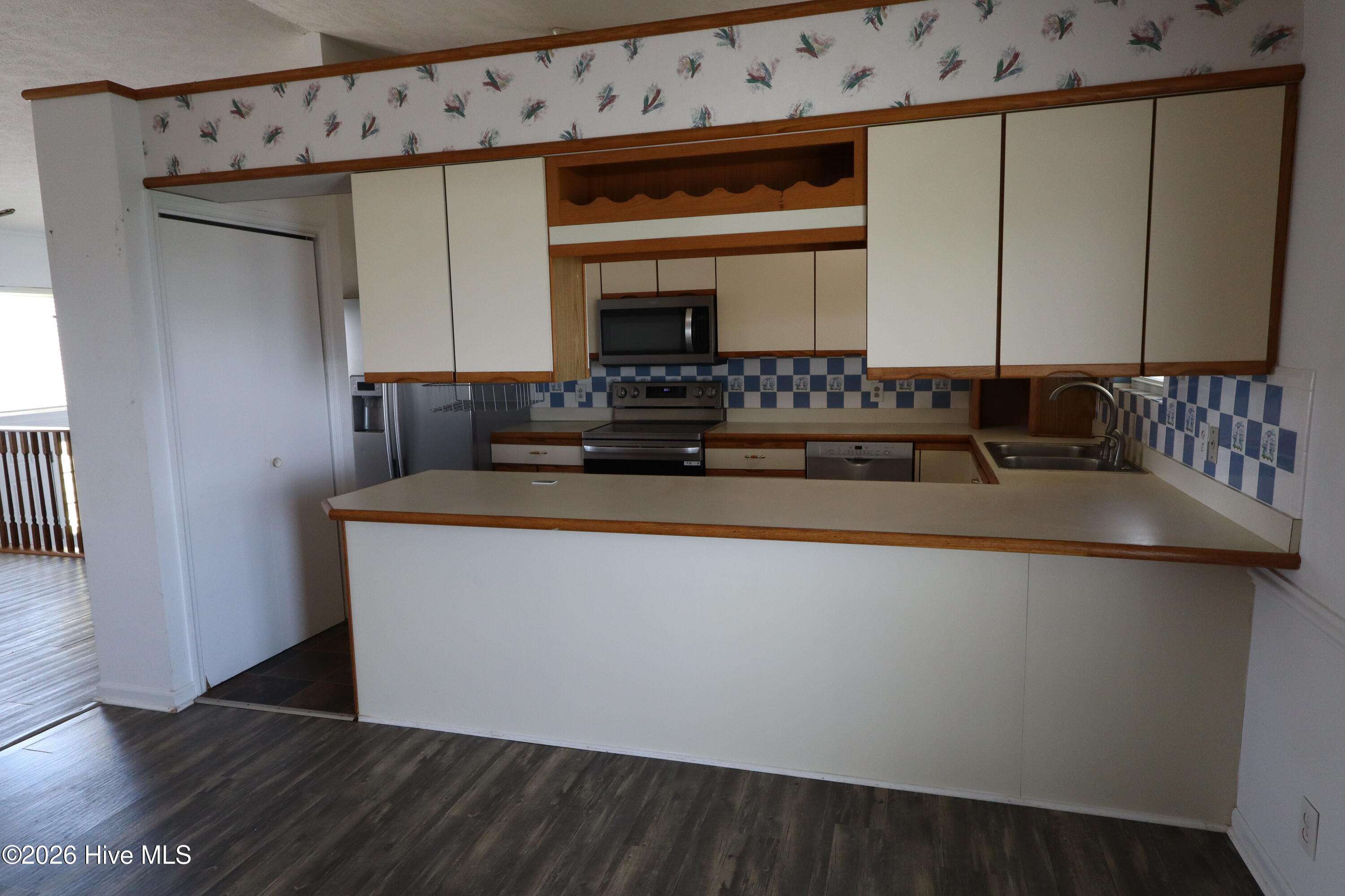 2306 Ocean Drive Property Photo 47