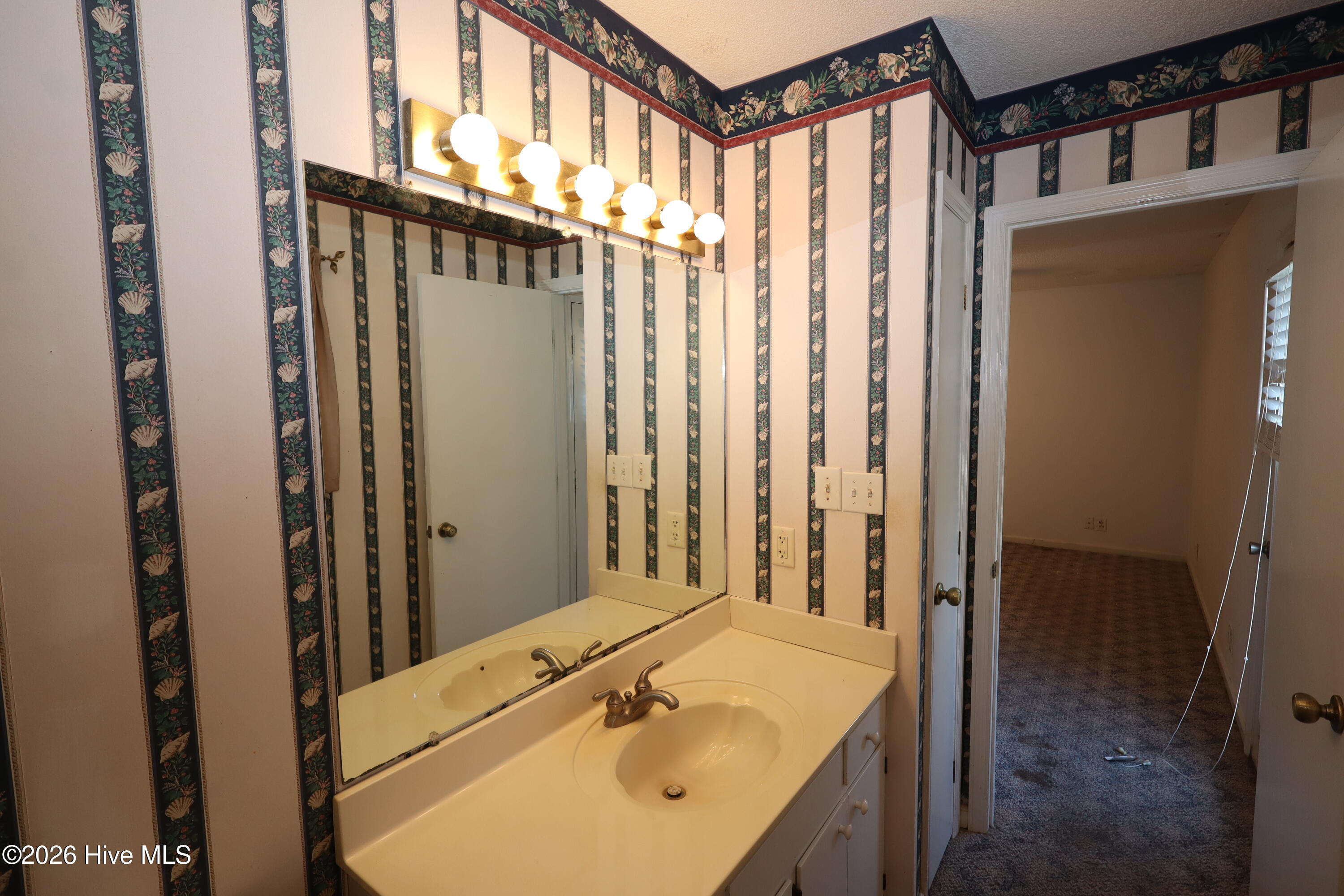 2306 Ocean Drive Property Photo 55
