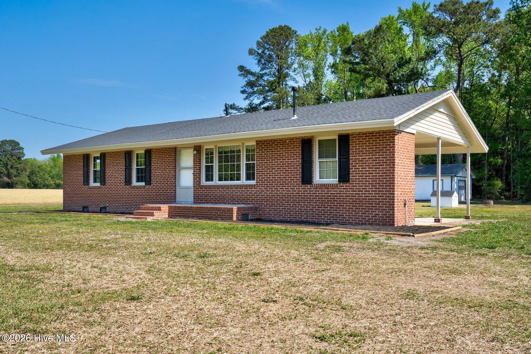 526 Maccripine Road Property Photo 2