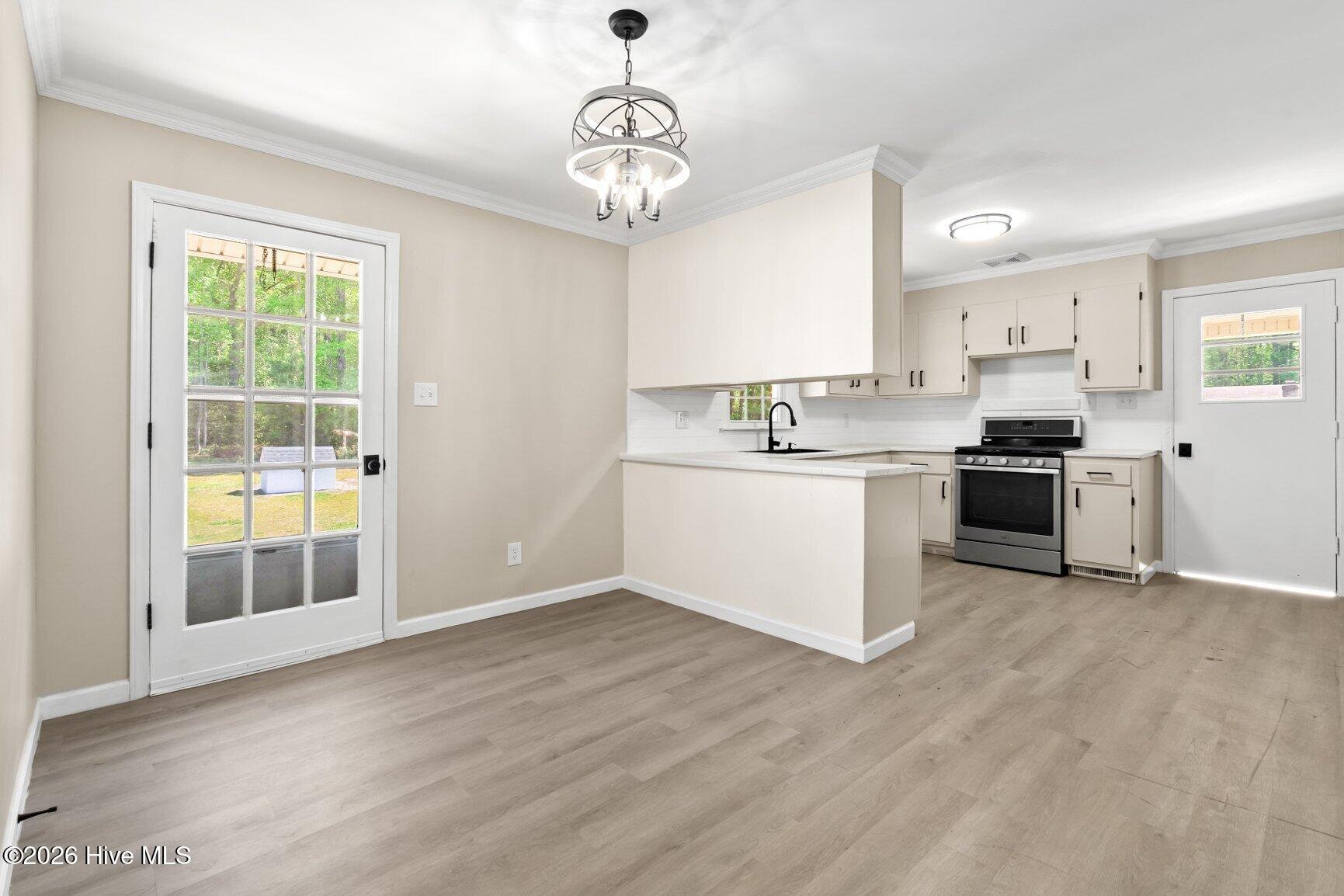 526 Maccripine Road Property Photo 16