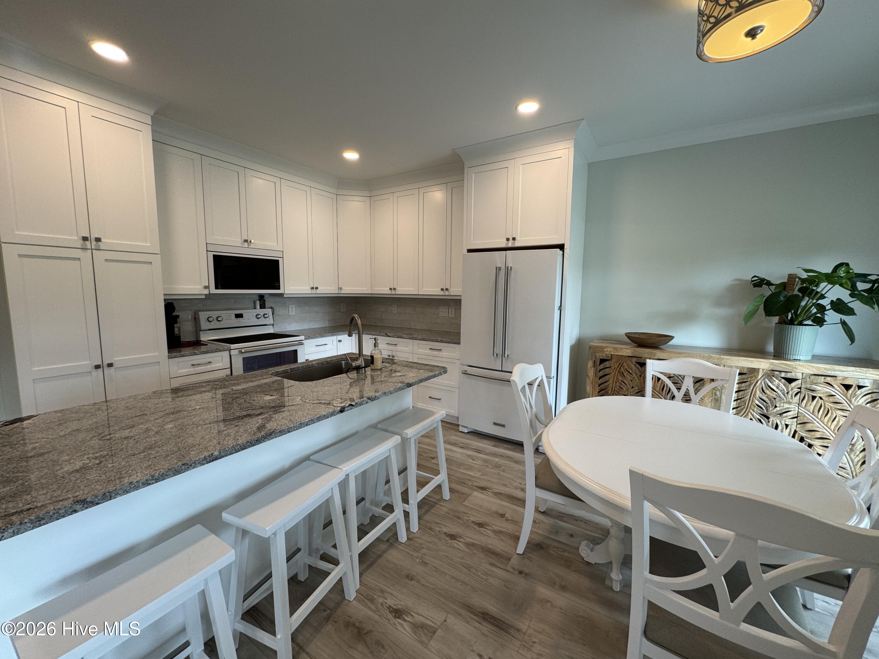 107 Star Lake Circle D Property Photo 5