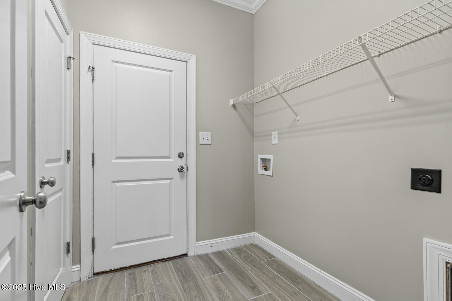 100 Kenna Court Property Photo 13