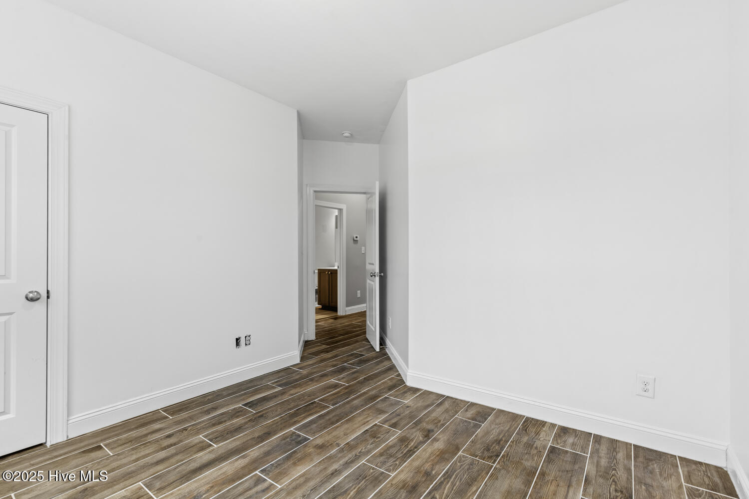 100 Kenna Court Property Photo 26