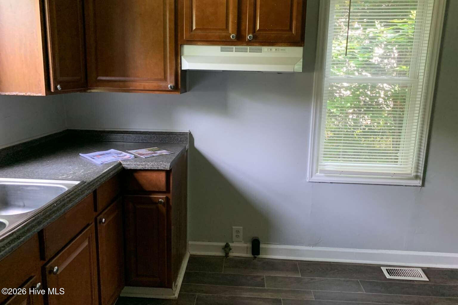 857 Pasteur Street Property Photo 12