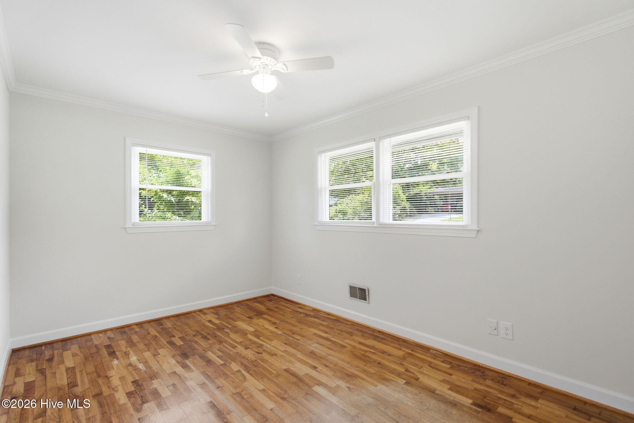 409 Sharon Drive Property Photo 27