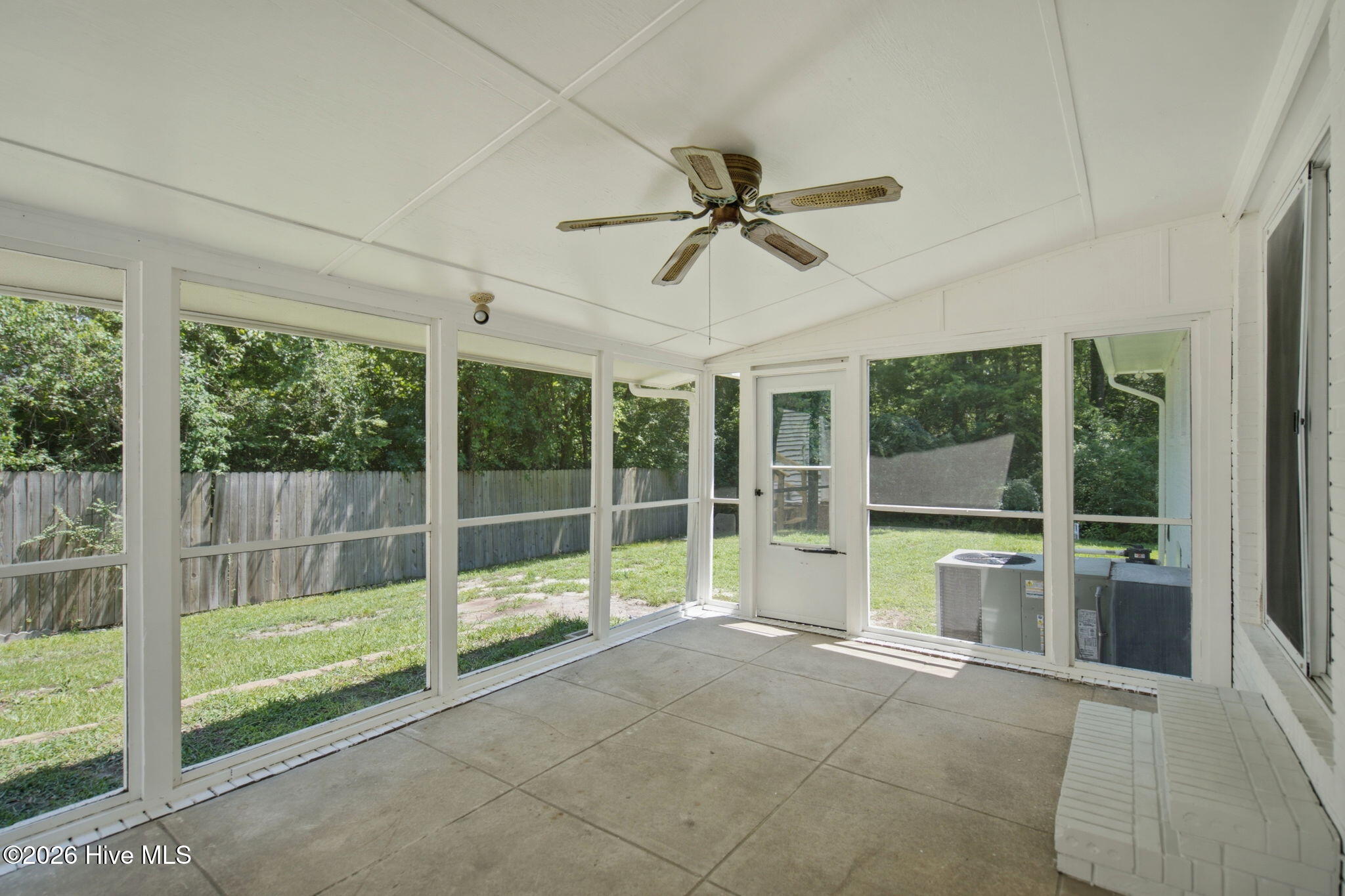 409 Sharon Drive Property Photo 33