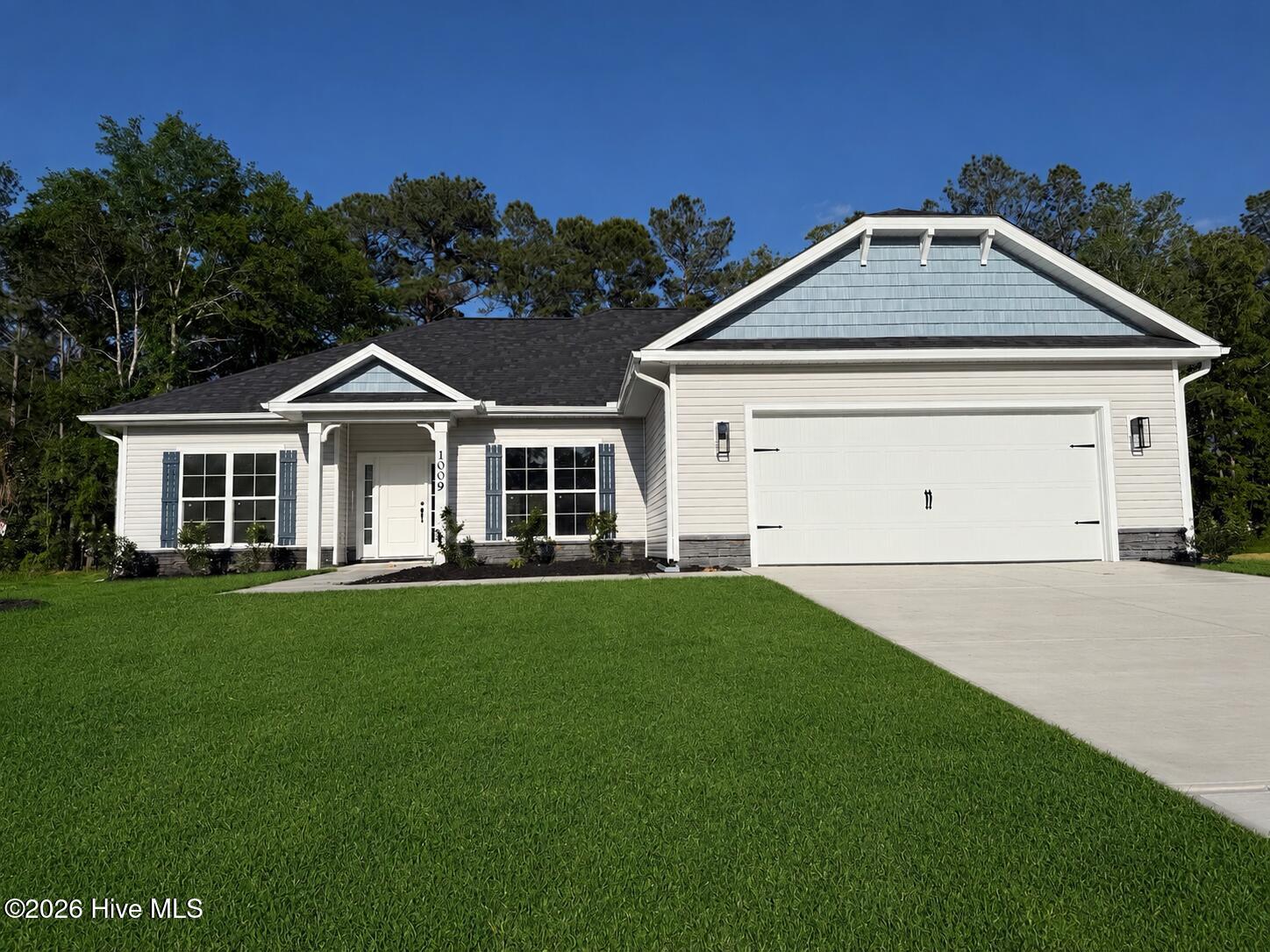 1072 Wood Creek Road NE Property Photo 1