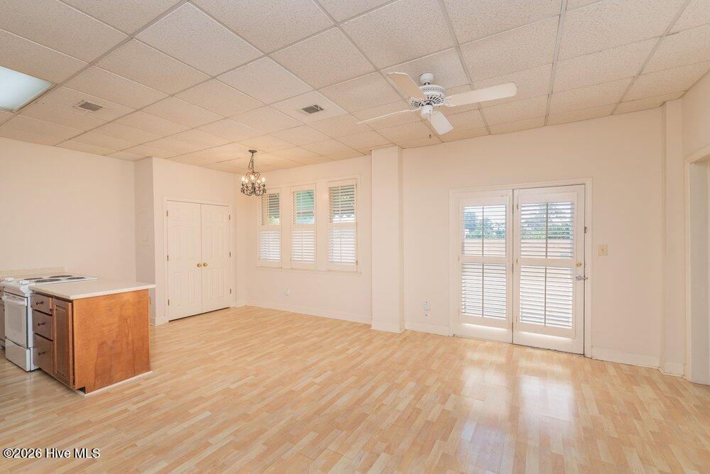2068 Walton Way 101 Property Photo 10