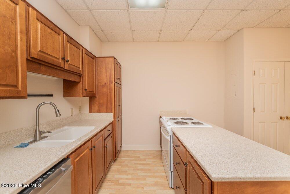 2068 Walton Way 101 Property Photo 16