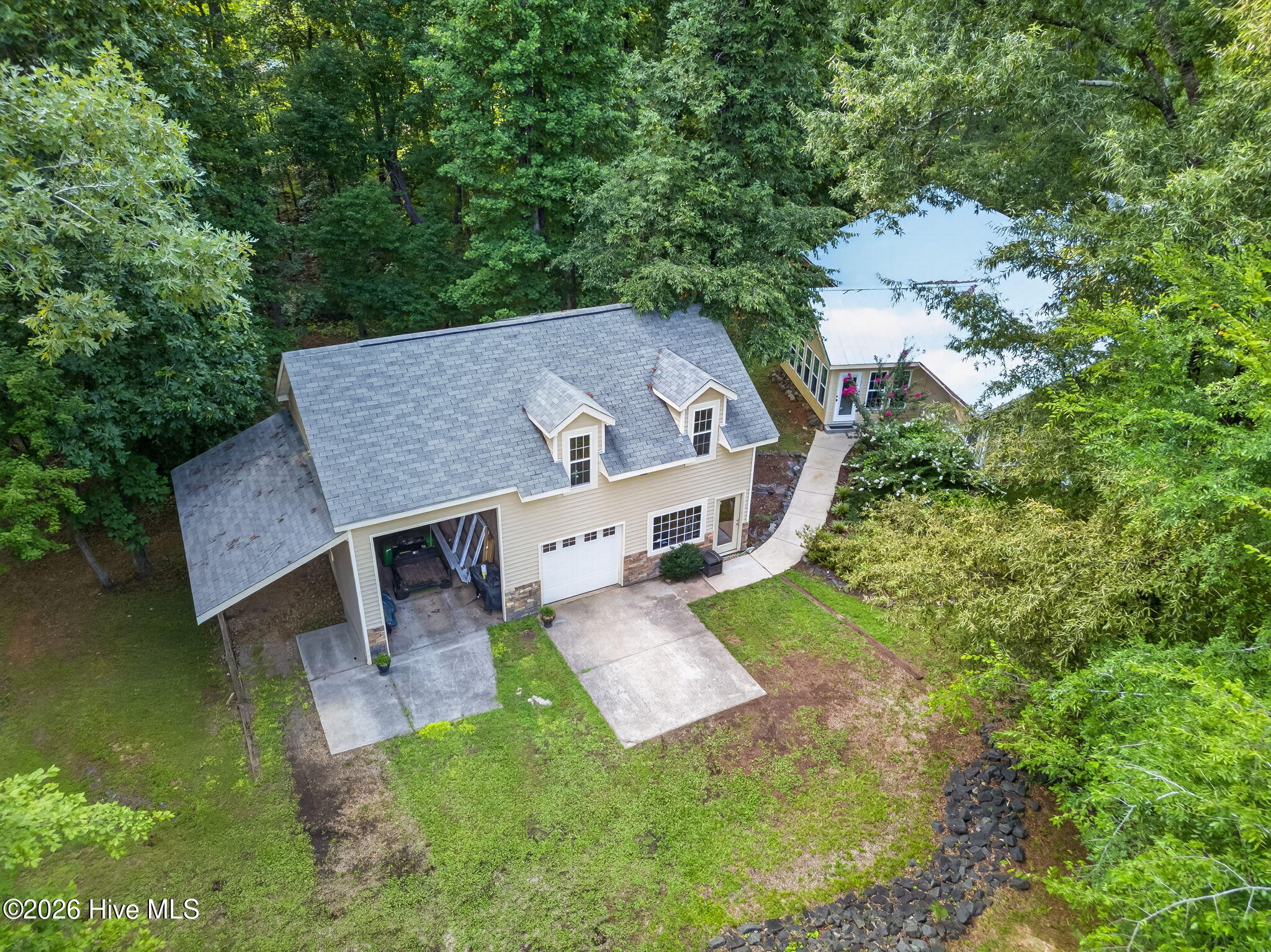 137 Sacred Fire Road Property Photo 2