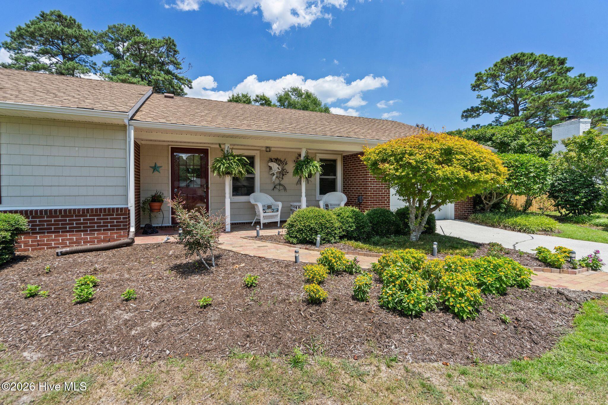 230 Long John Silver Drive Property Photo 7