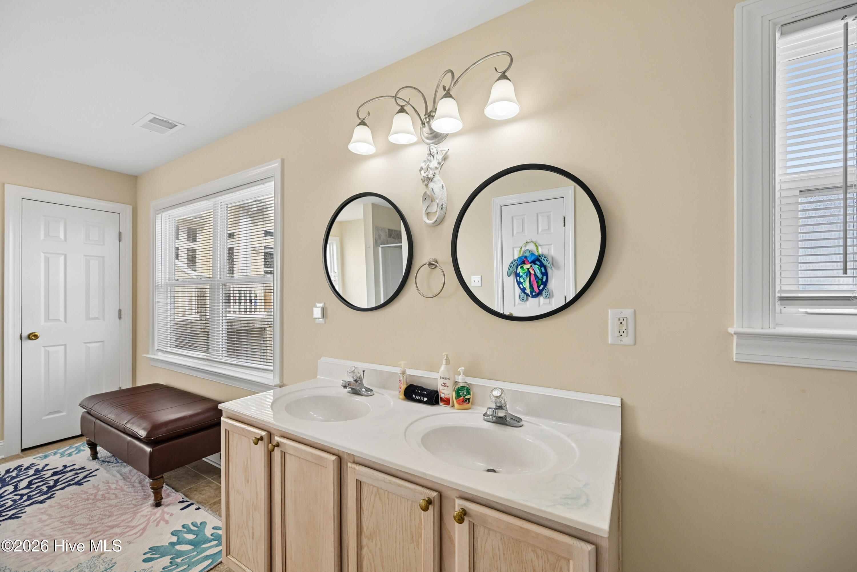 1710 N New River Drive Property Photo 41