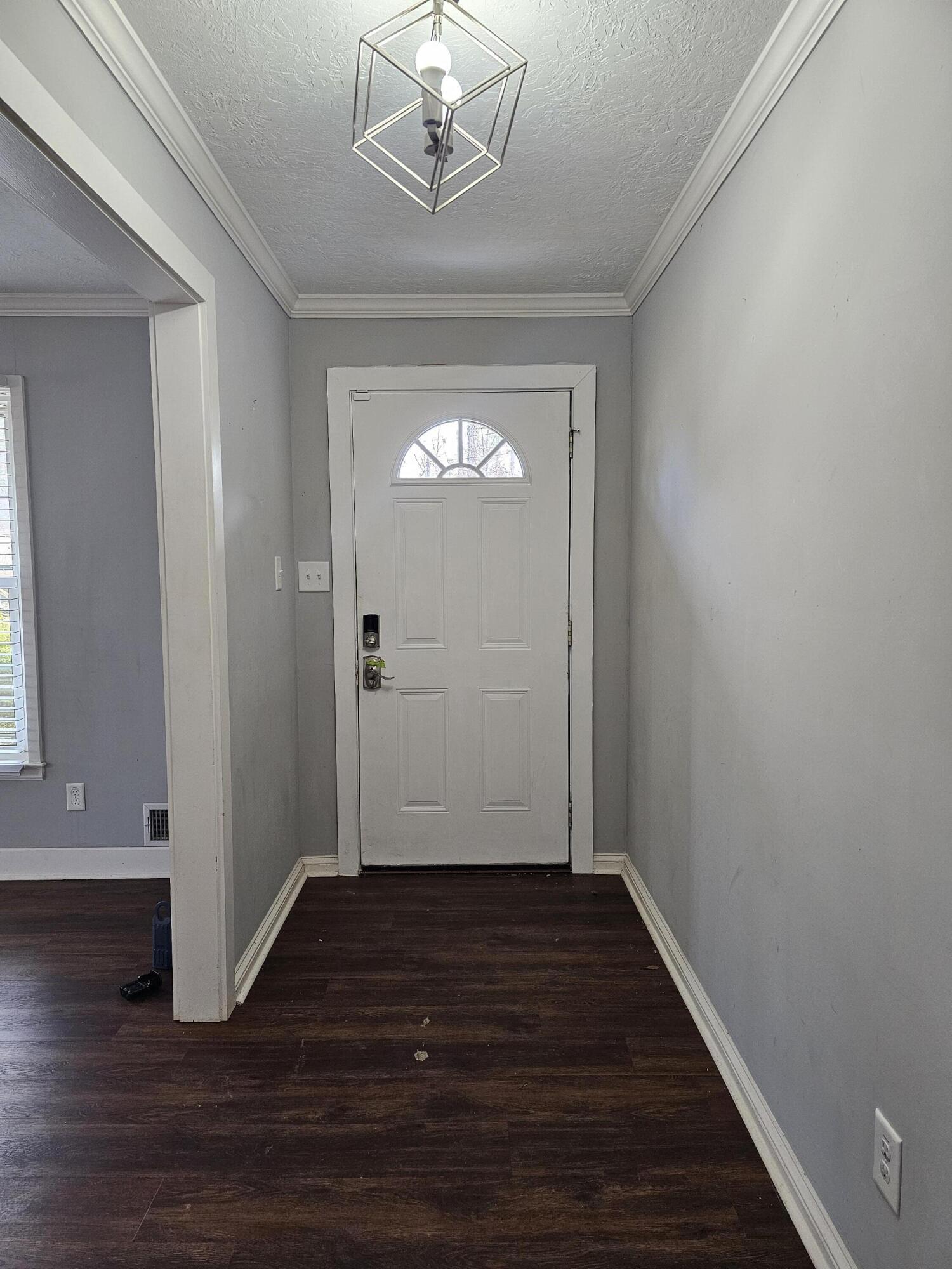 3367 Braeswood Court Property Photo 6