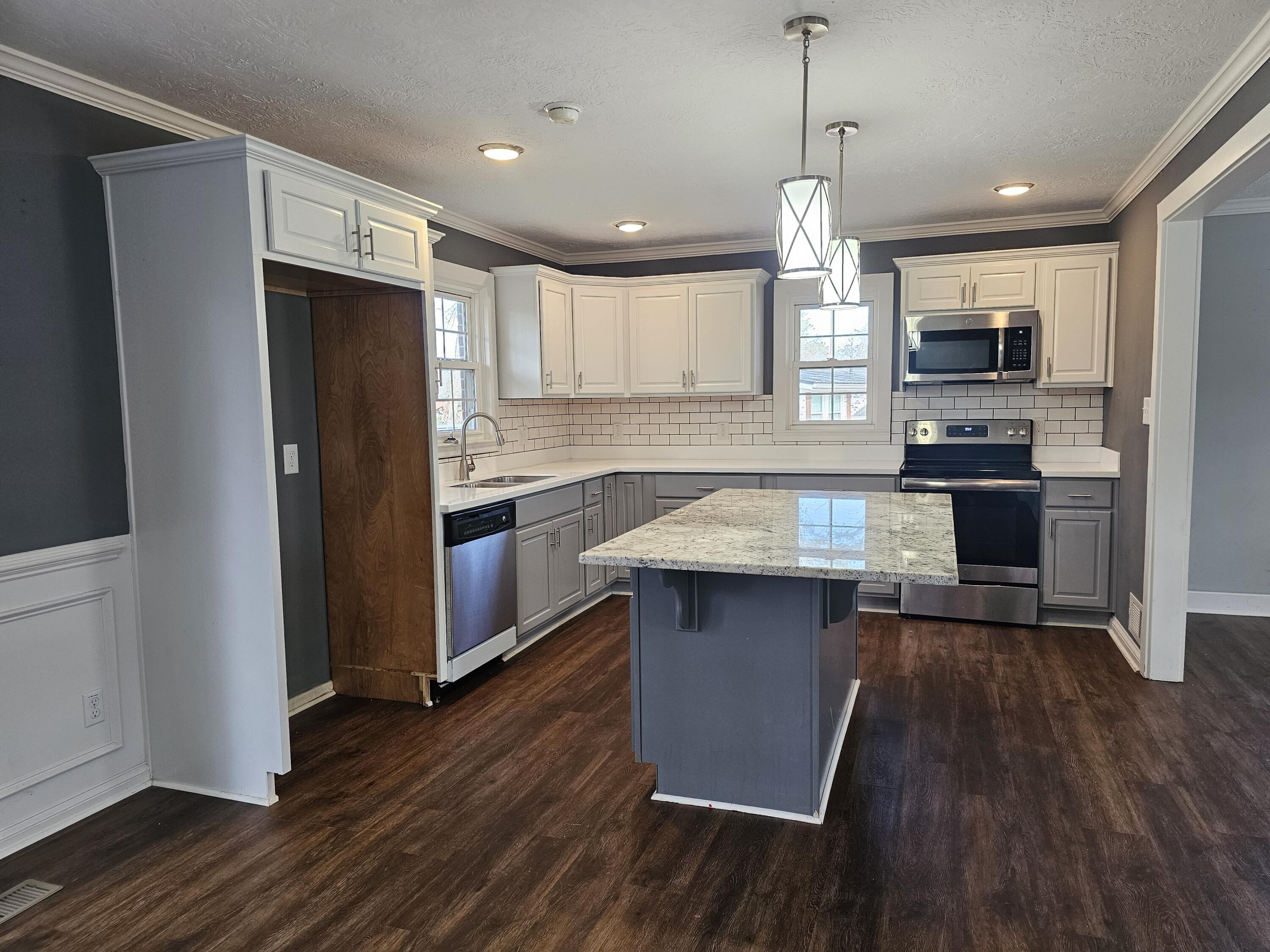 3367 Braeswood Court Property Photo 11