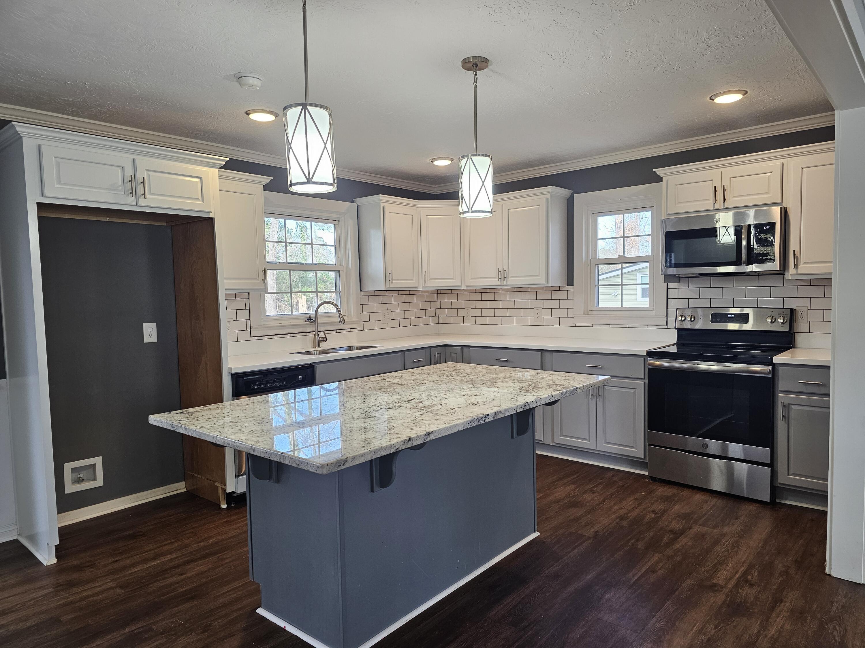 3367 Braeswood Court Property Photo 14
