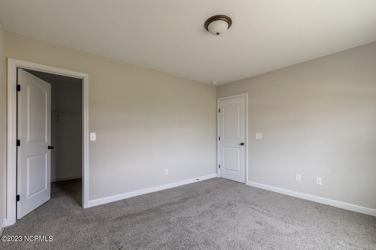 300 Waylon Way Property Photo 17