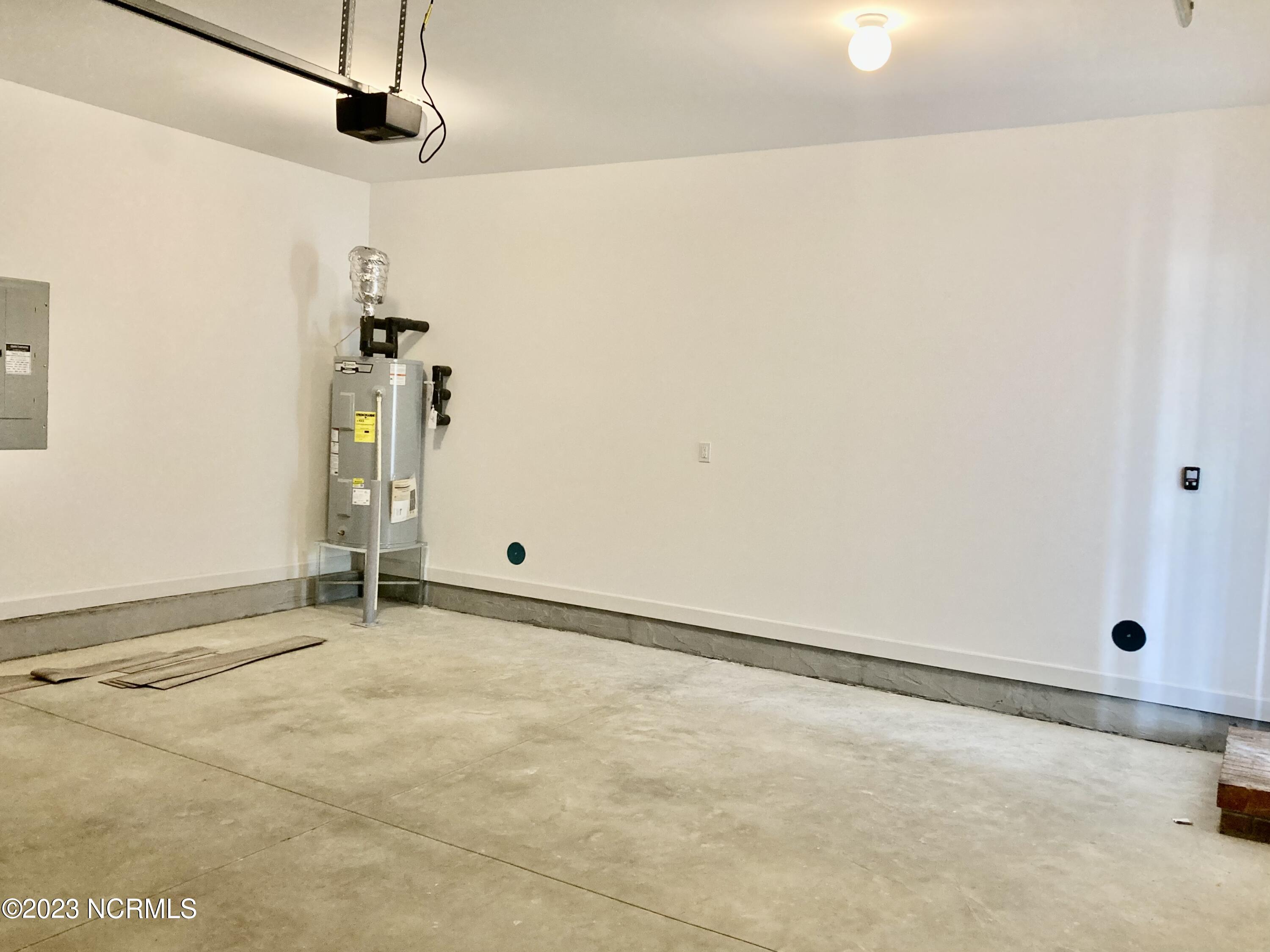 300 Waylon Way Property Photo 28