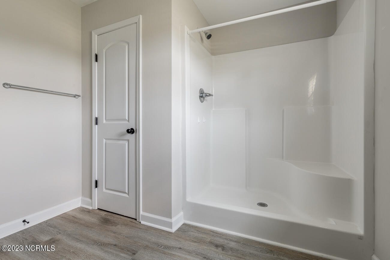300 Waylon Way Property Photo 31