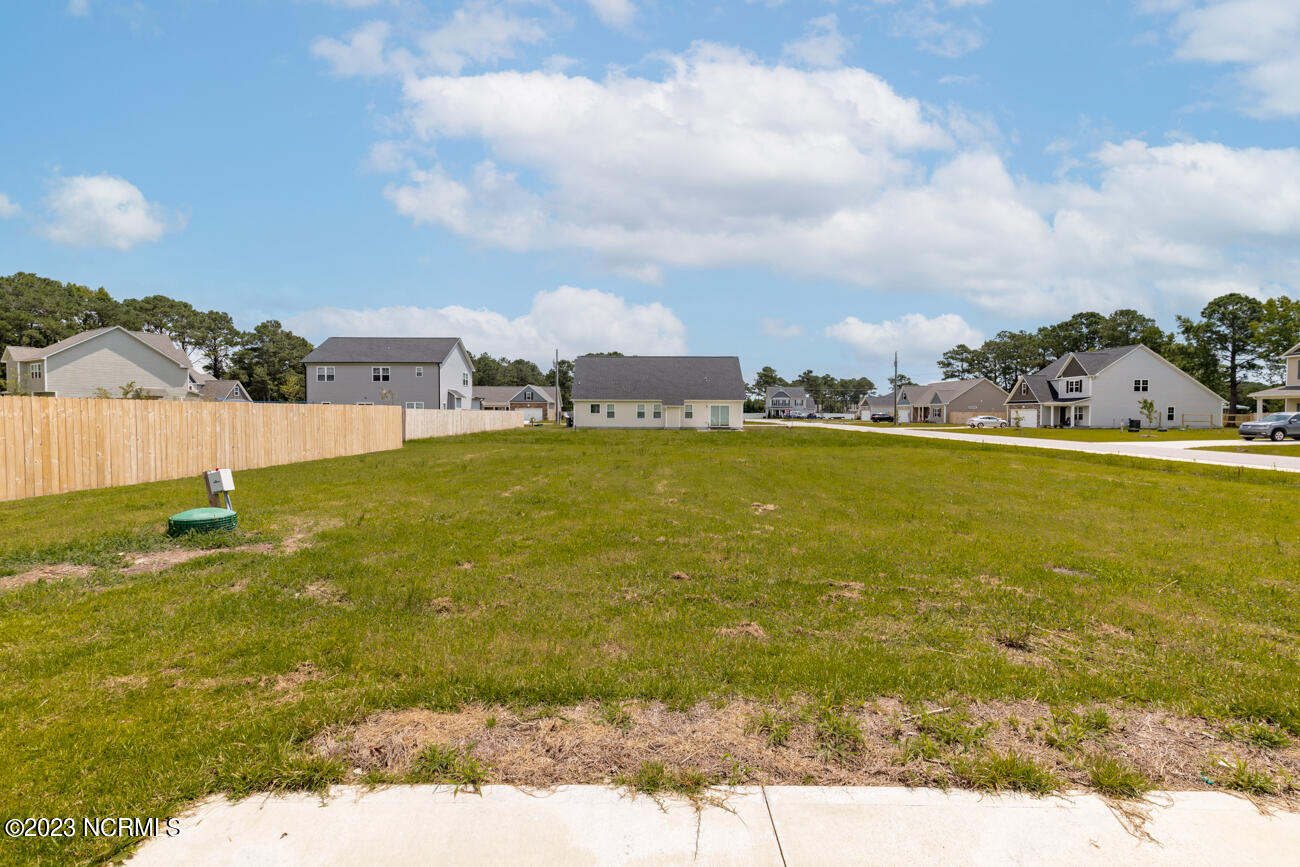 300 Waylon Way Property Photo 32