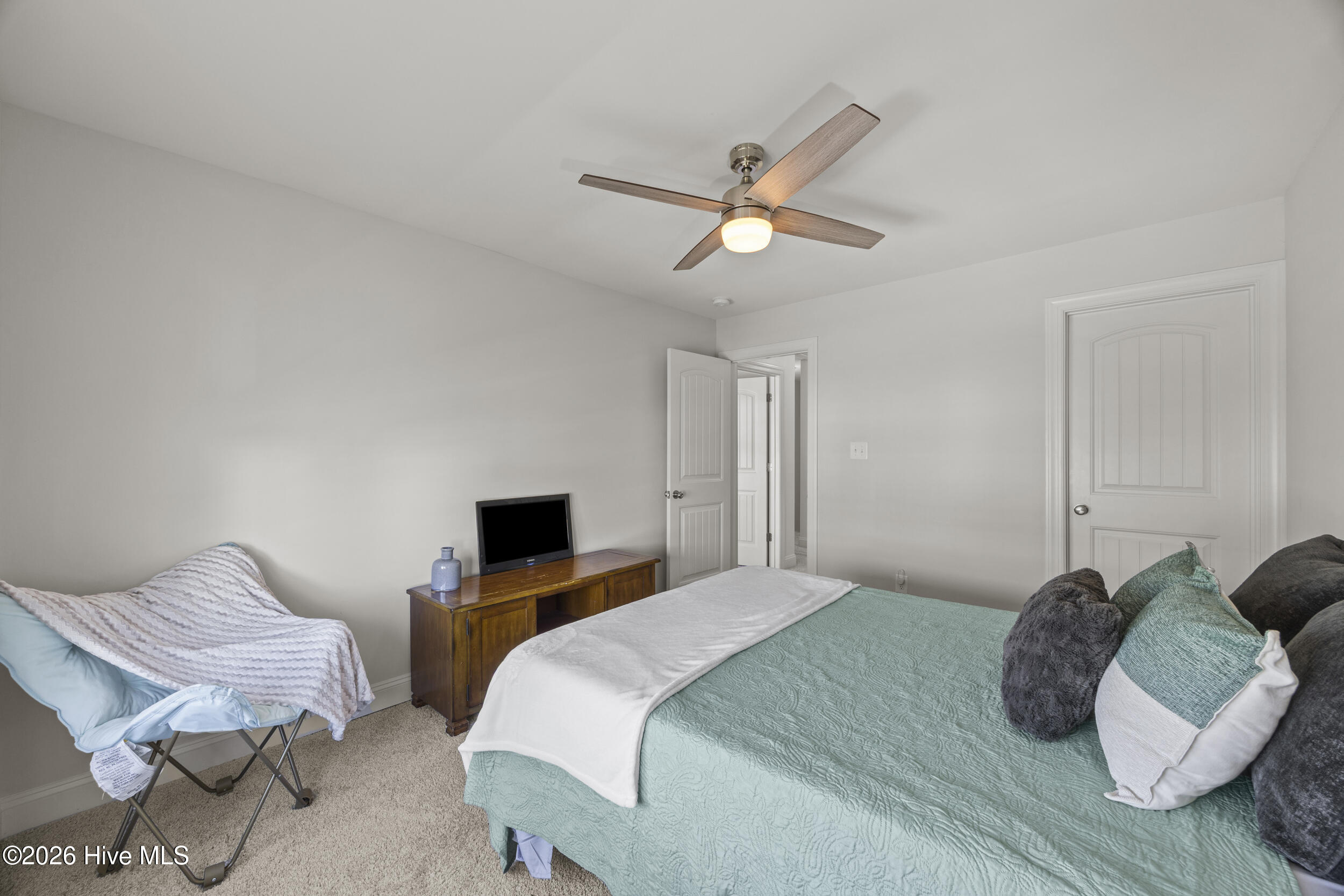 323 Windmill Light Way Property Photo 30