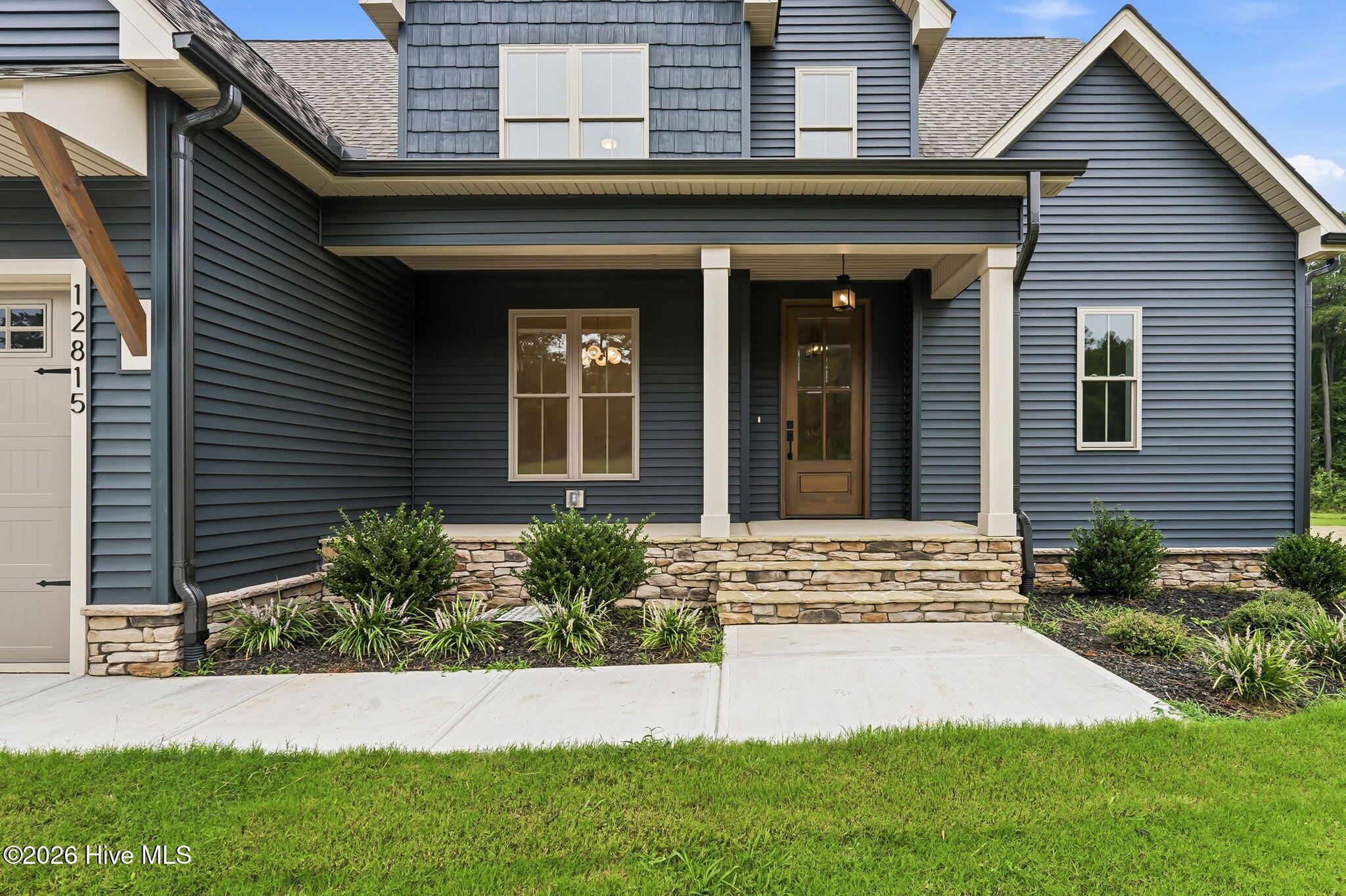 12815 Cricket Cove Property Photo 4