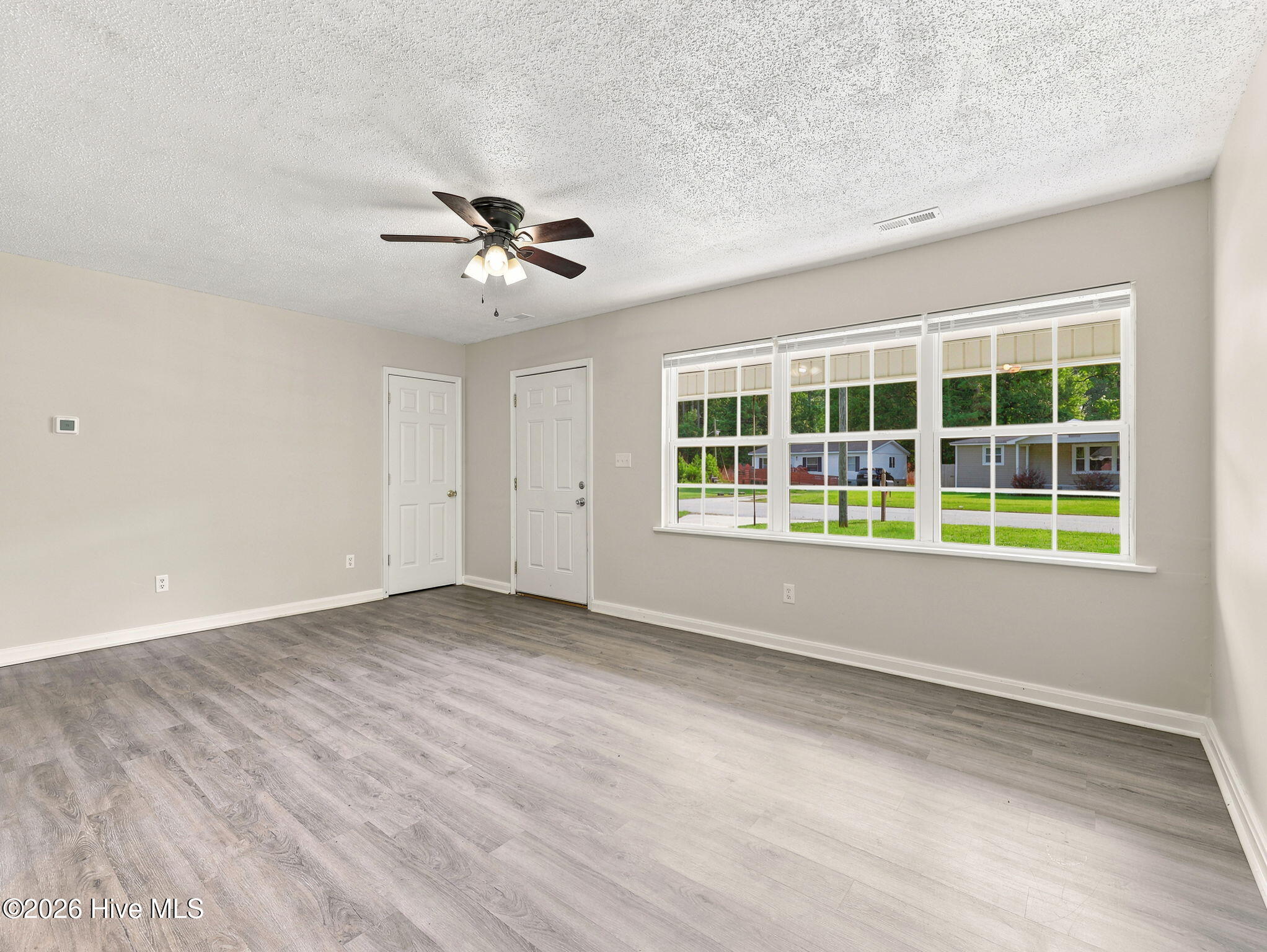 205 5th Avenue Property Photo 3
