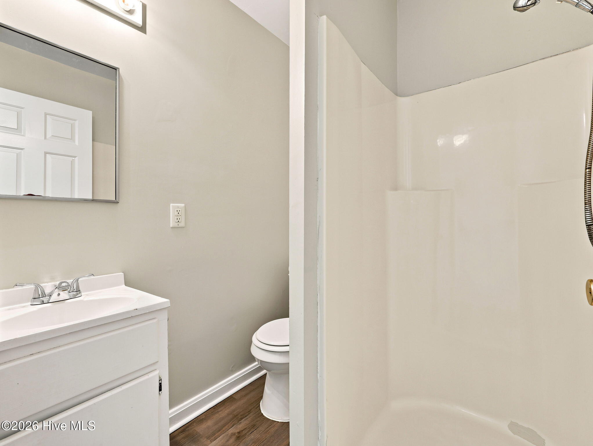 205 5th Avenue Property Photo 10
