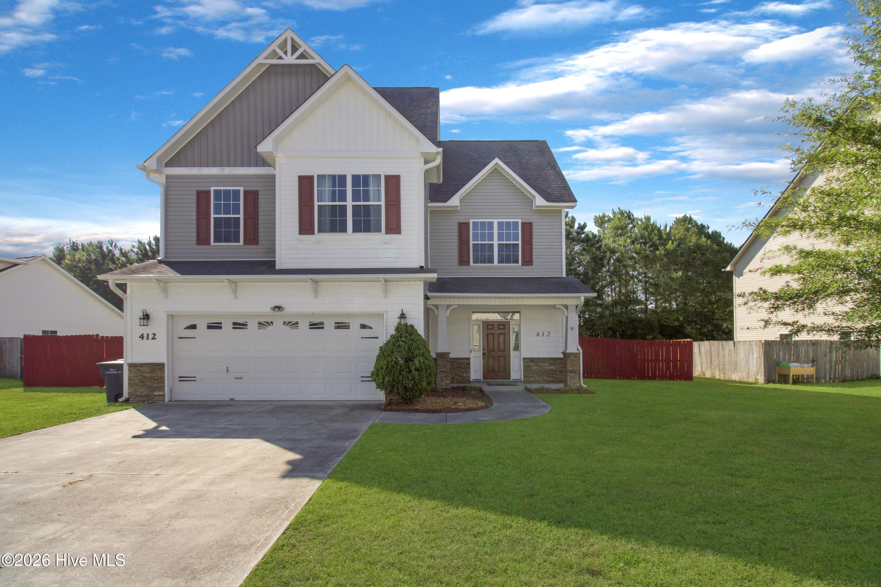 412 Savannah Drive Property Photo 1