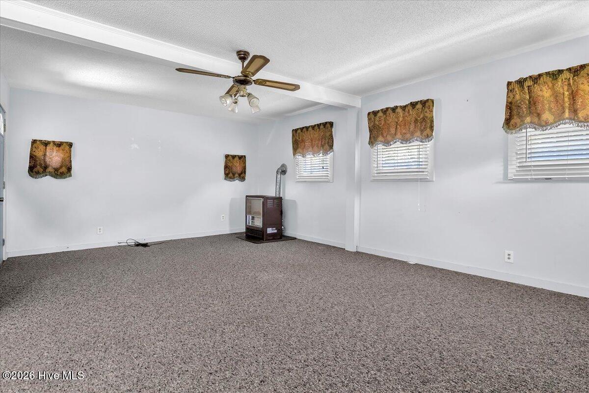 170 Loop Road Property Photo 14