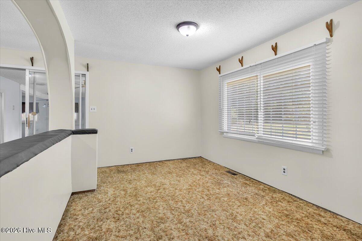 170 Loop Road Property Photo 32