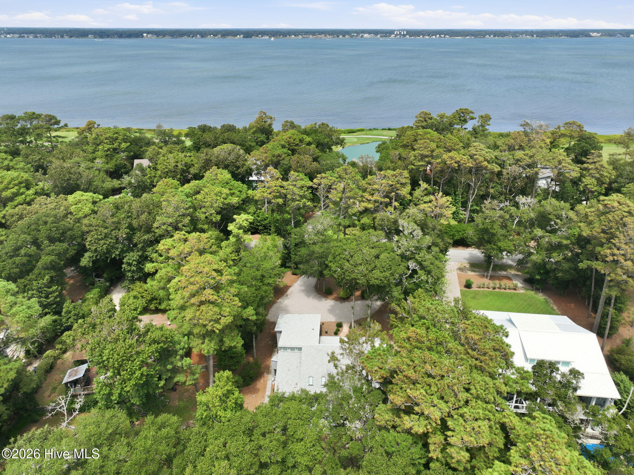 131 Oakleaf Drive Property Photo 4
