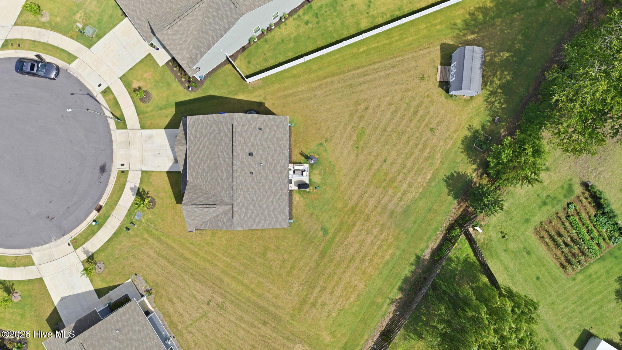 3013 Chipper Lane W Property Photo 2