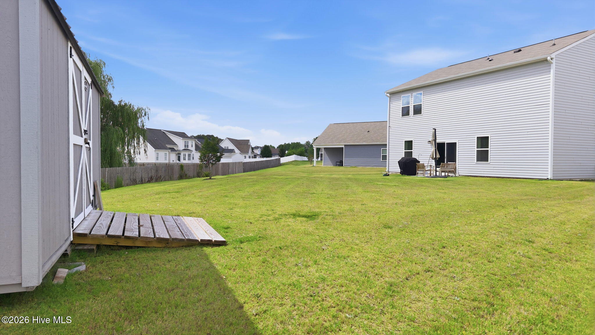 3013 Chipper Lane W Property Photo 7