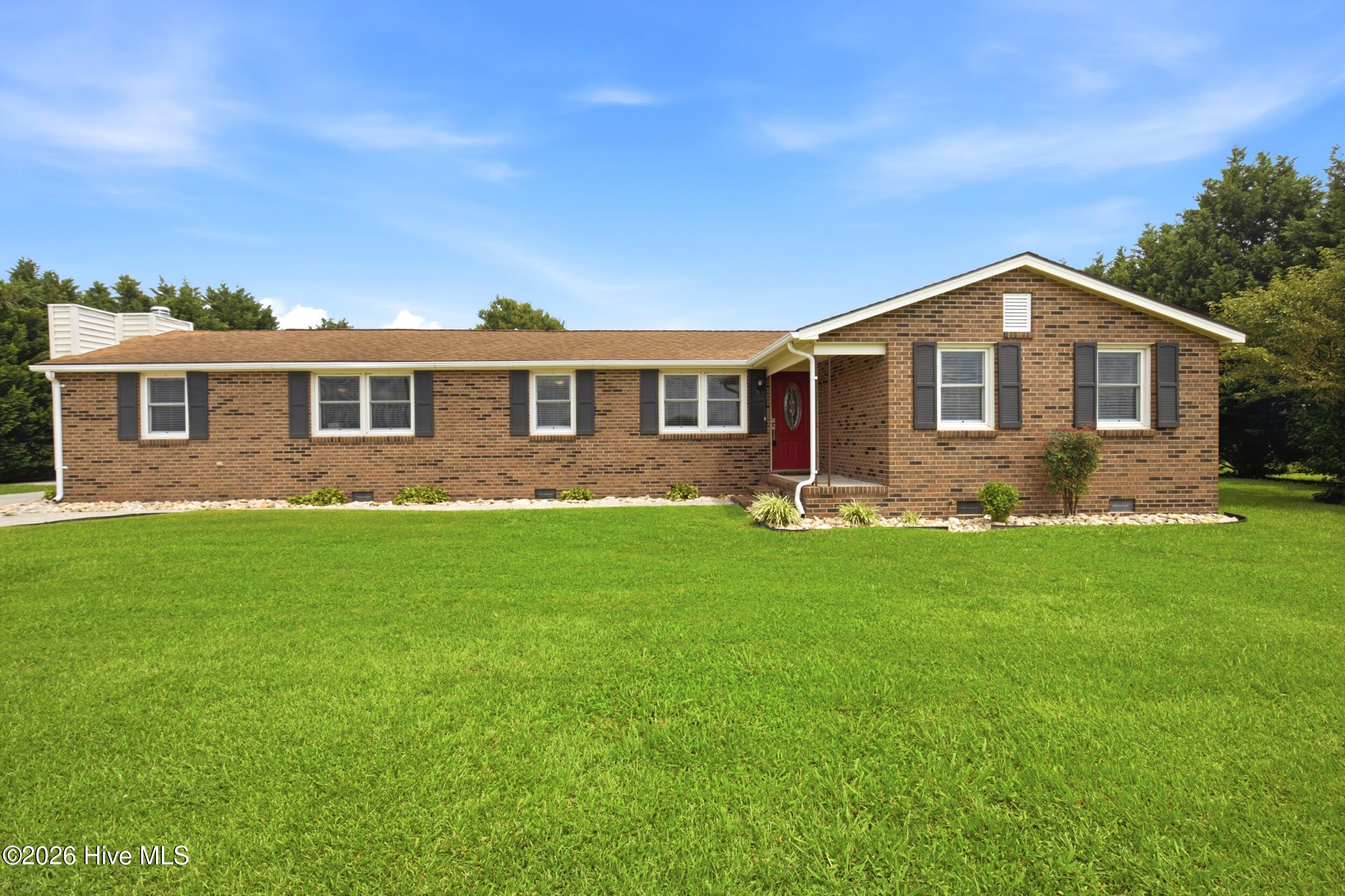 828 Virginia Road Property Photo 3
