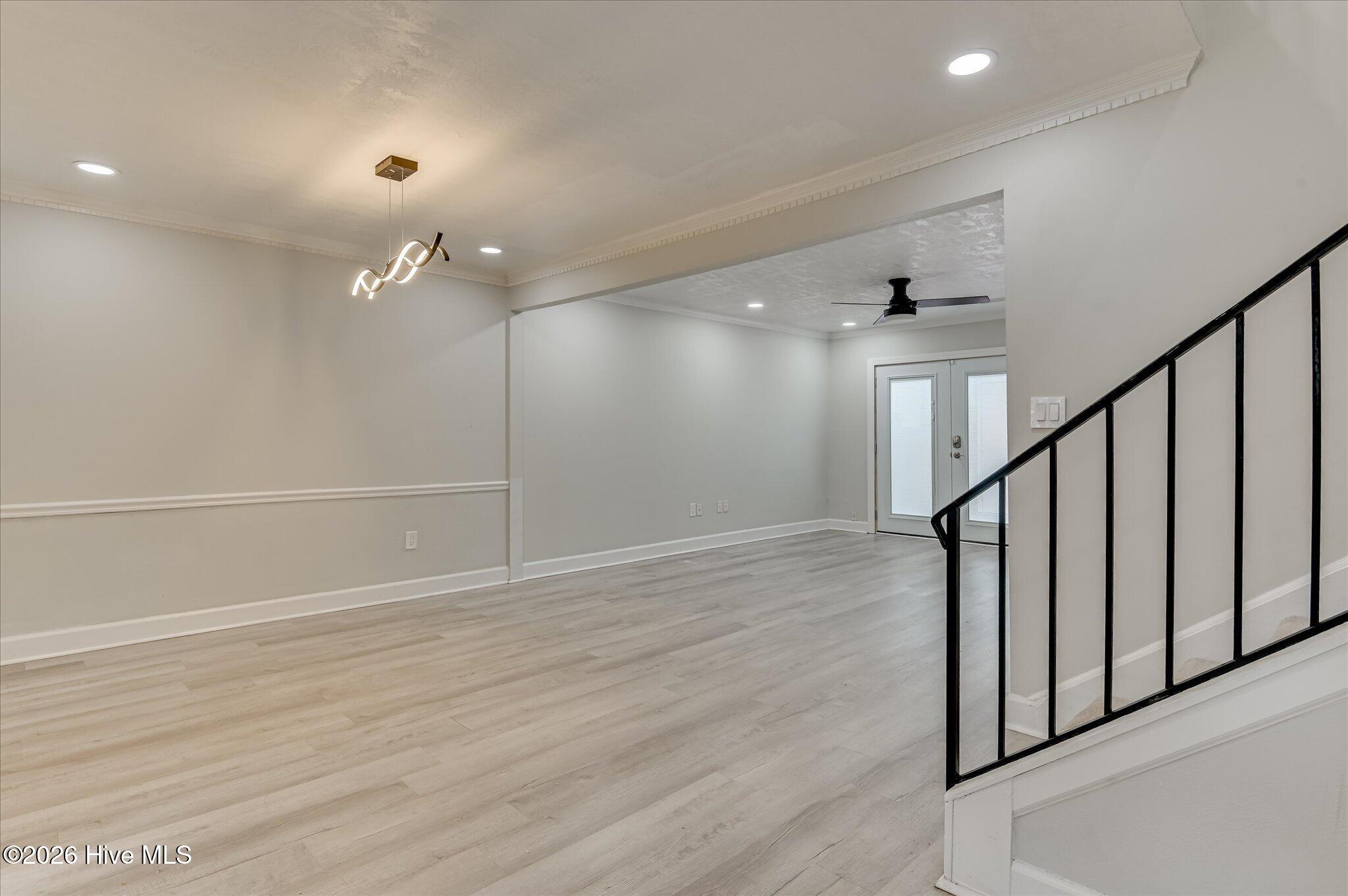 405 Folkstone Circle Property Photo 12