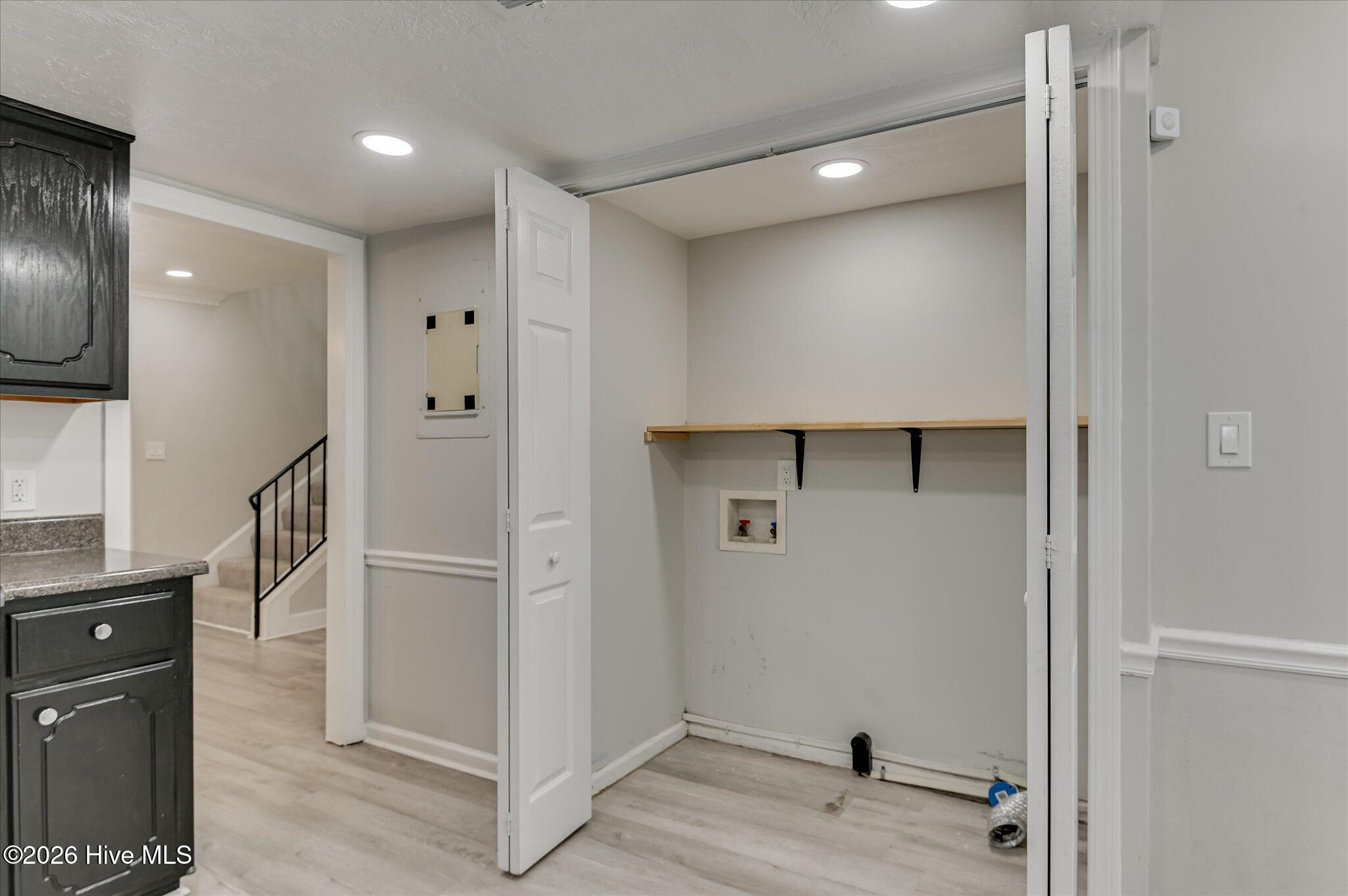 405 Folkstone Circle Property Photo 25
