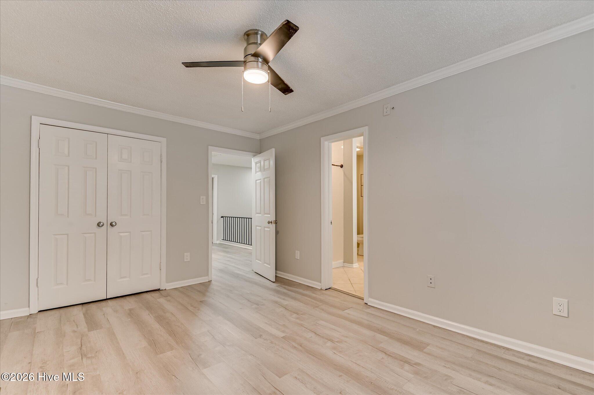 405 Folkstone Circle Property Photo 32