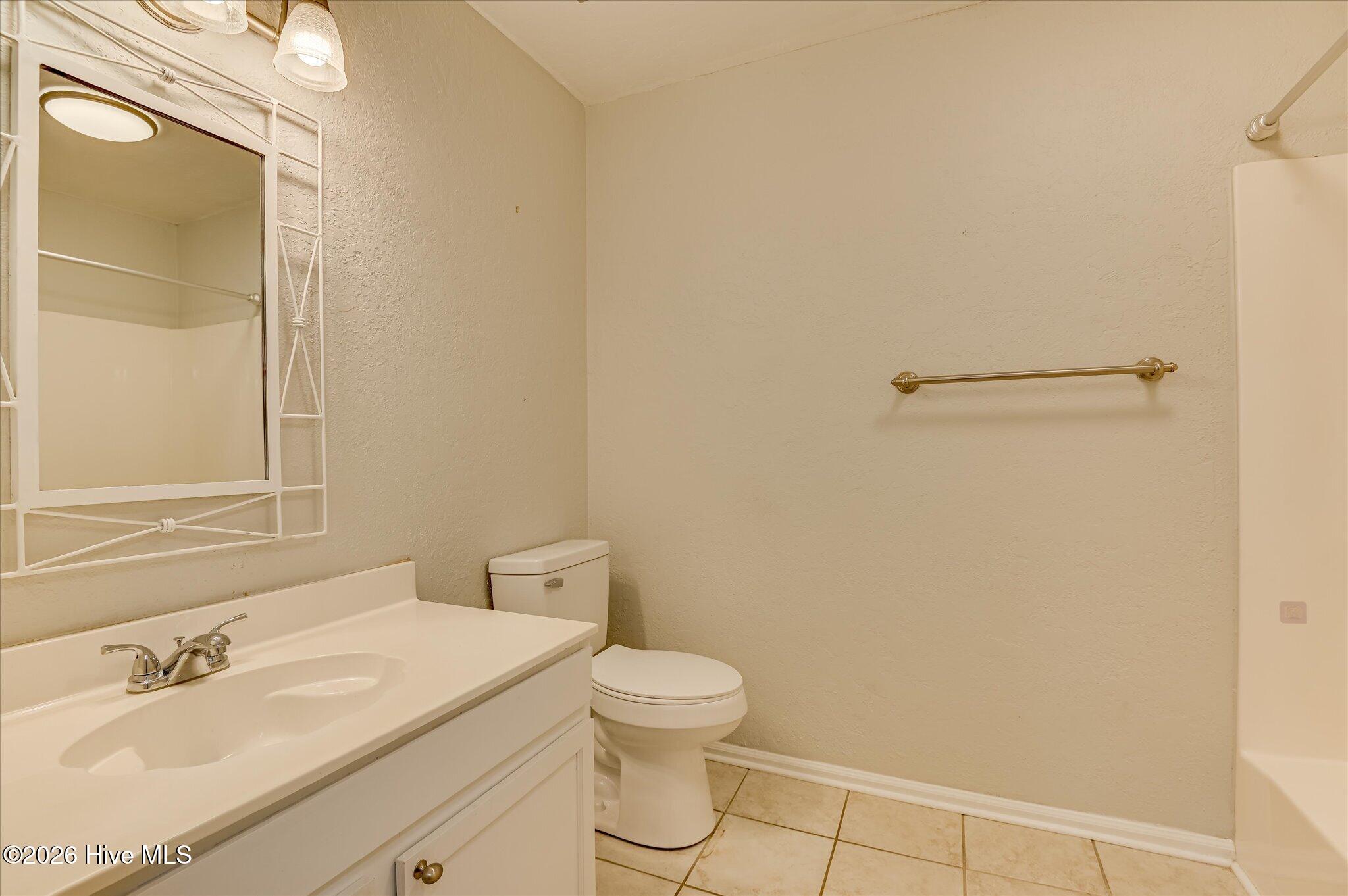 405 Folkstone Circle Property Photo 37
