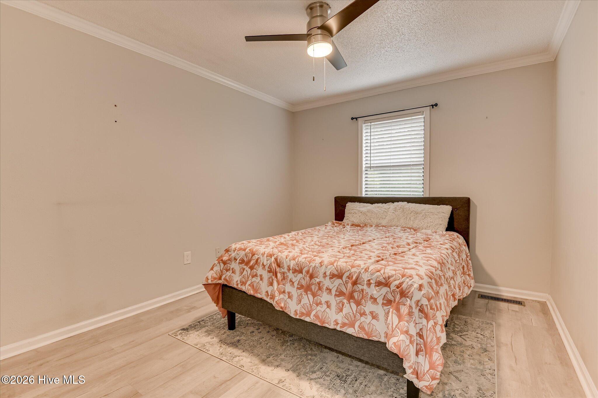 405 Folkstone Circle Property Photo 38