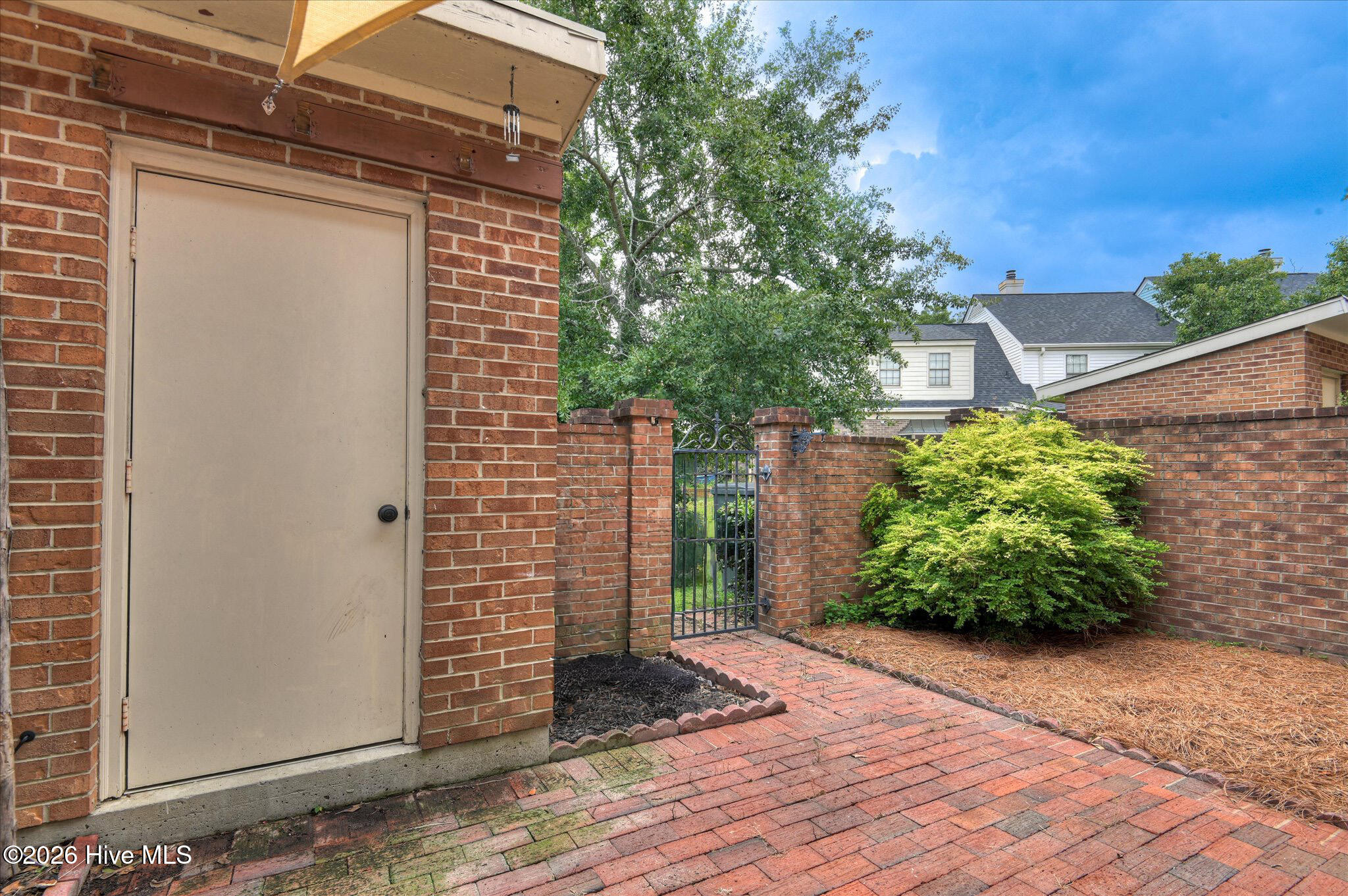 405 Folkstone Circle Property Photo 41