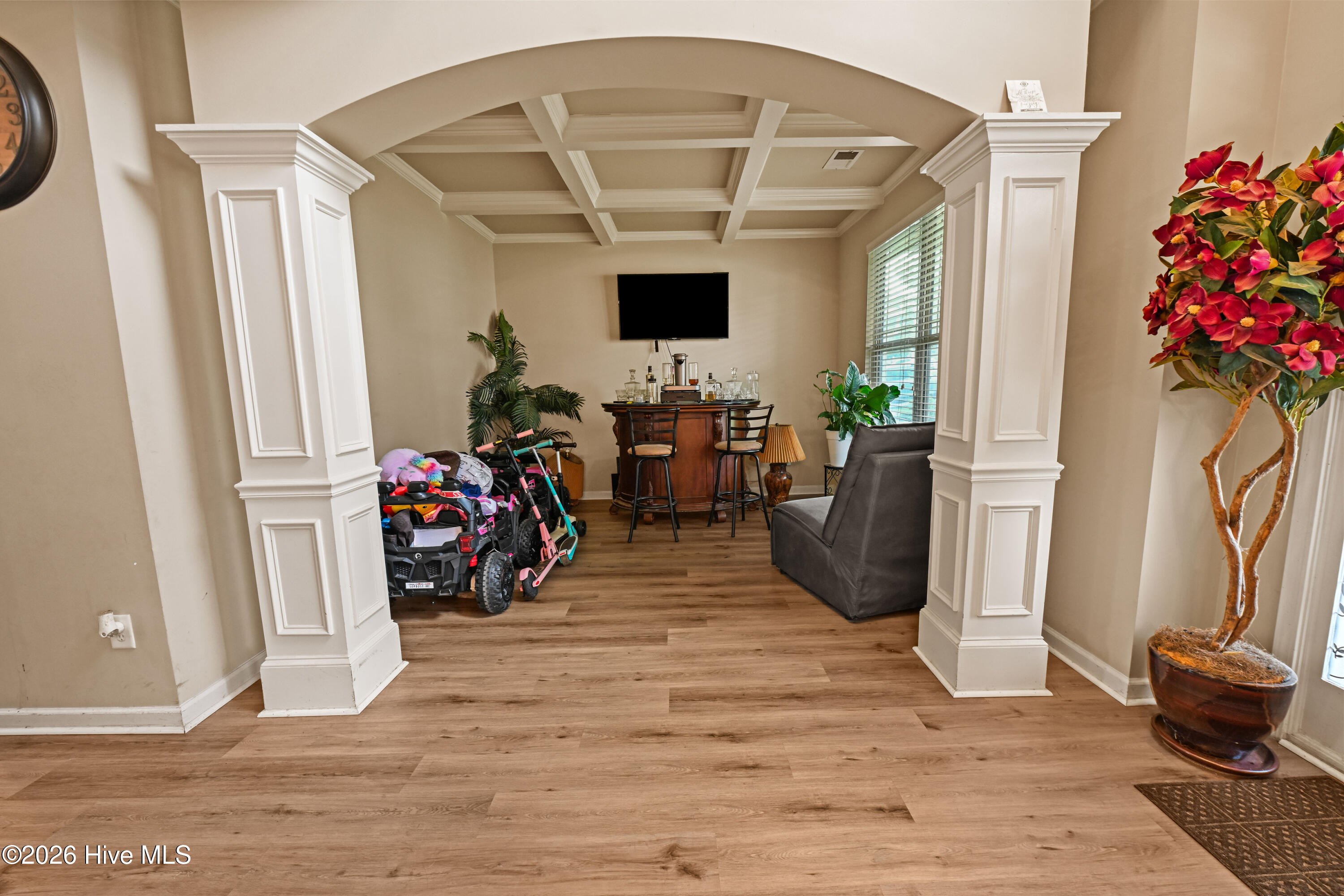 6074 Reynolds Circle Property Photo 4
